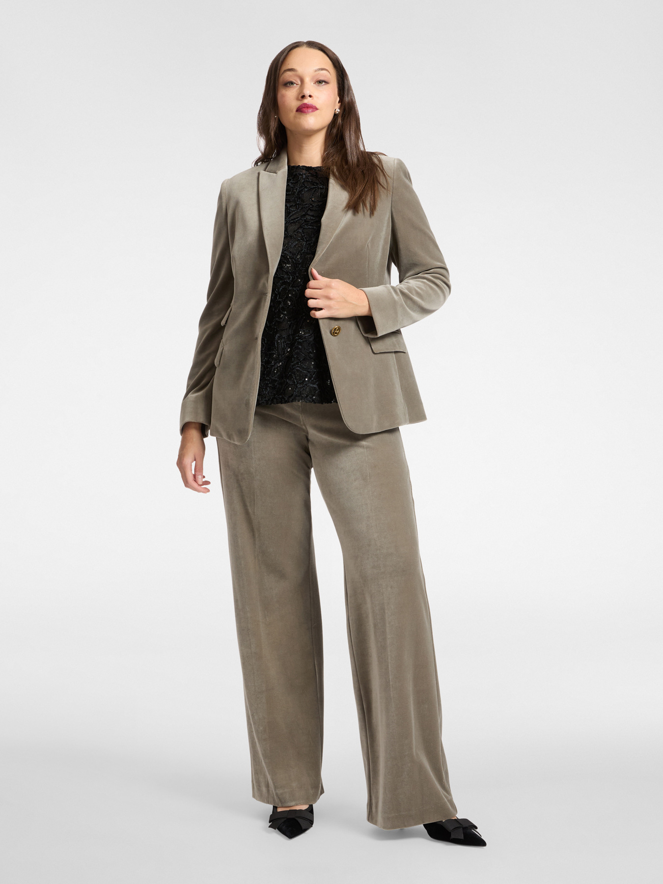 Blazer de terciopelo image number 2