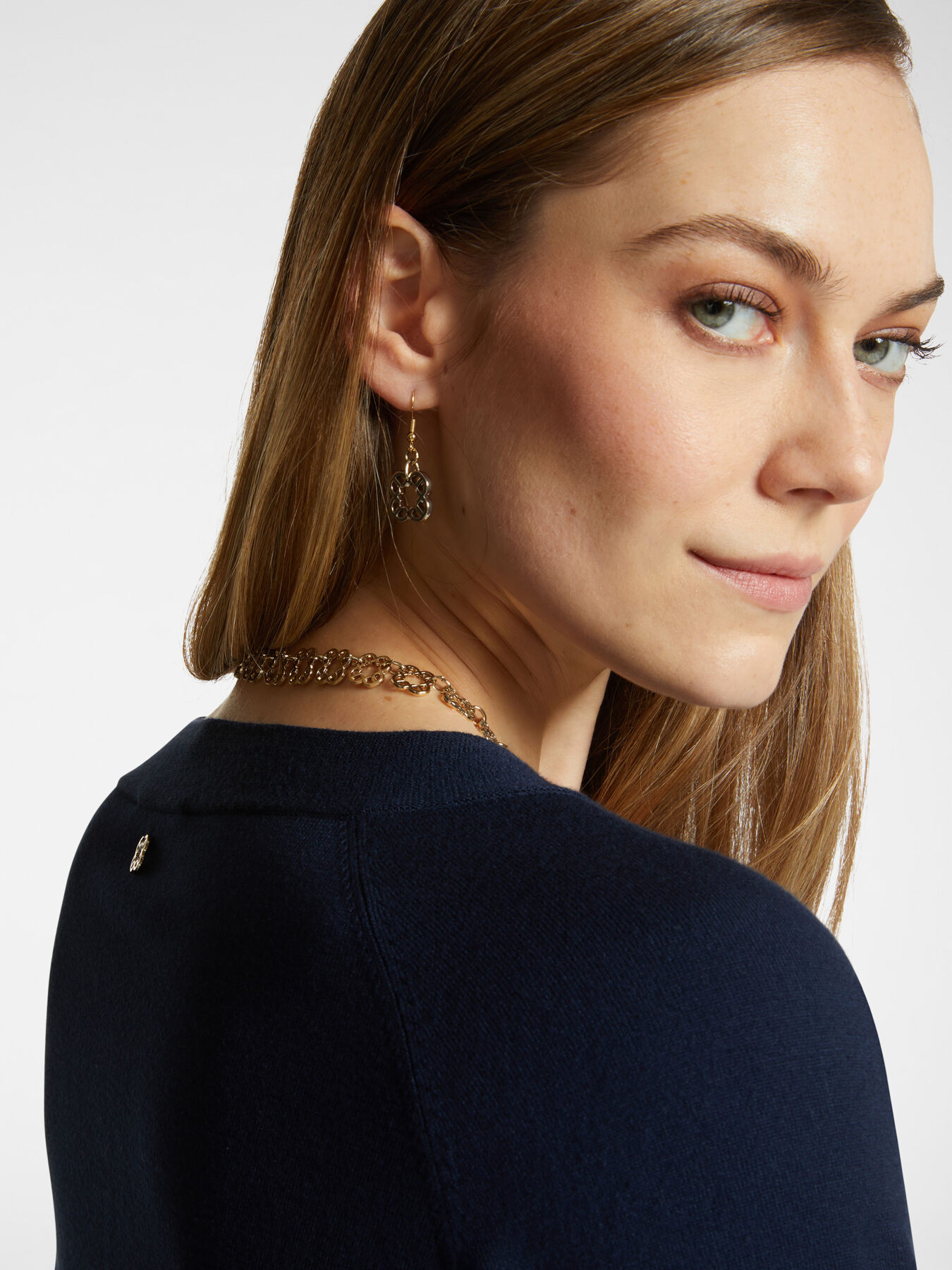 Maglia con scollo a barchetta image number 3