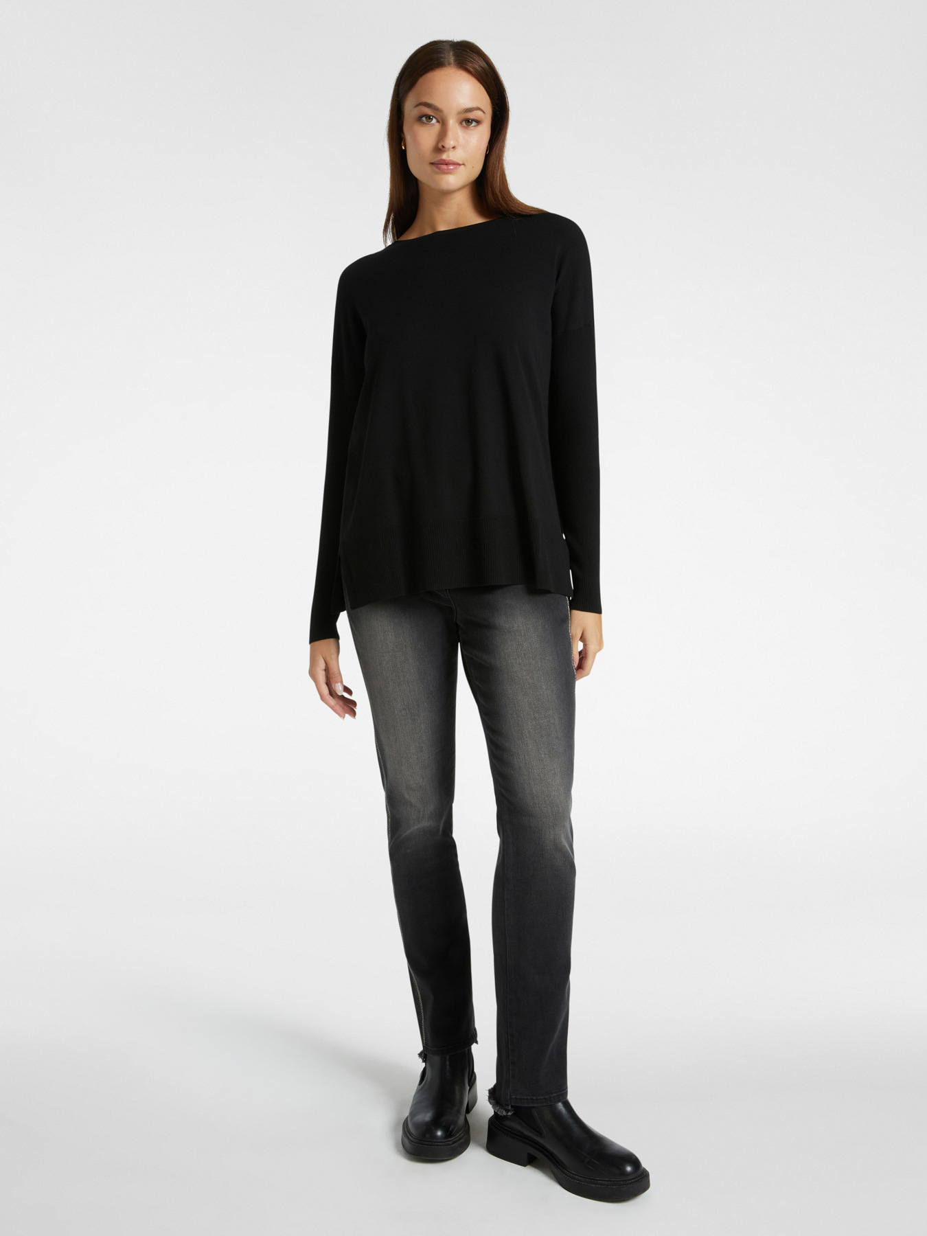 Maglia in viscosa LENZING&trade; ECOVERO&trade; image number 2