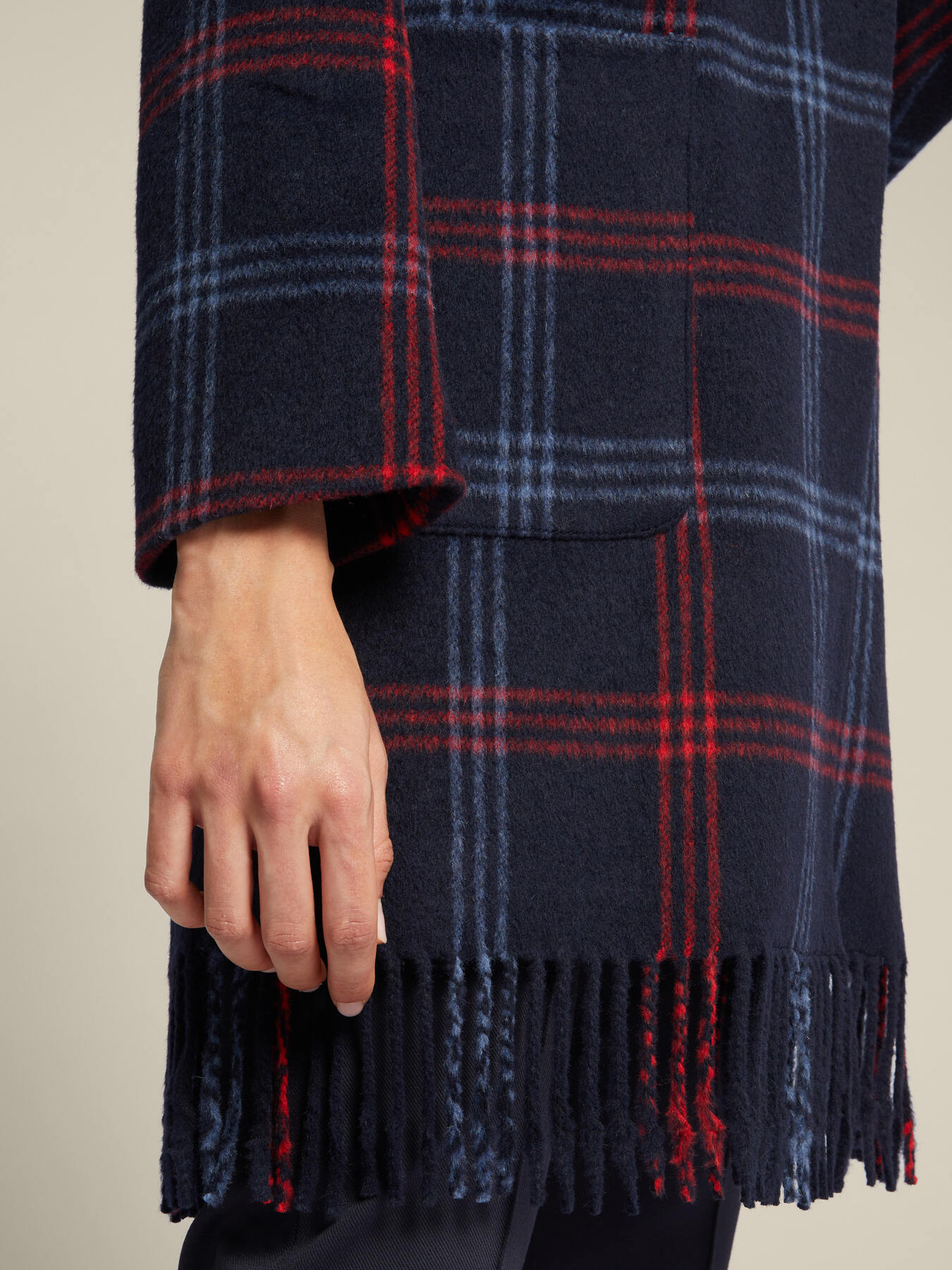 Karo-Mantel mit Fransen image number 4