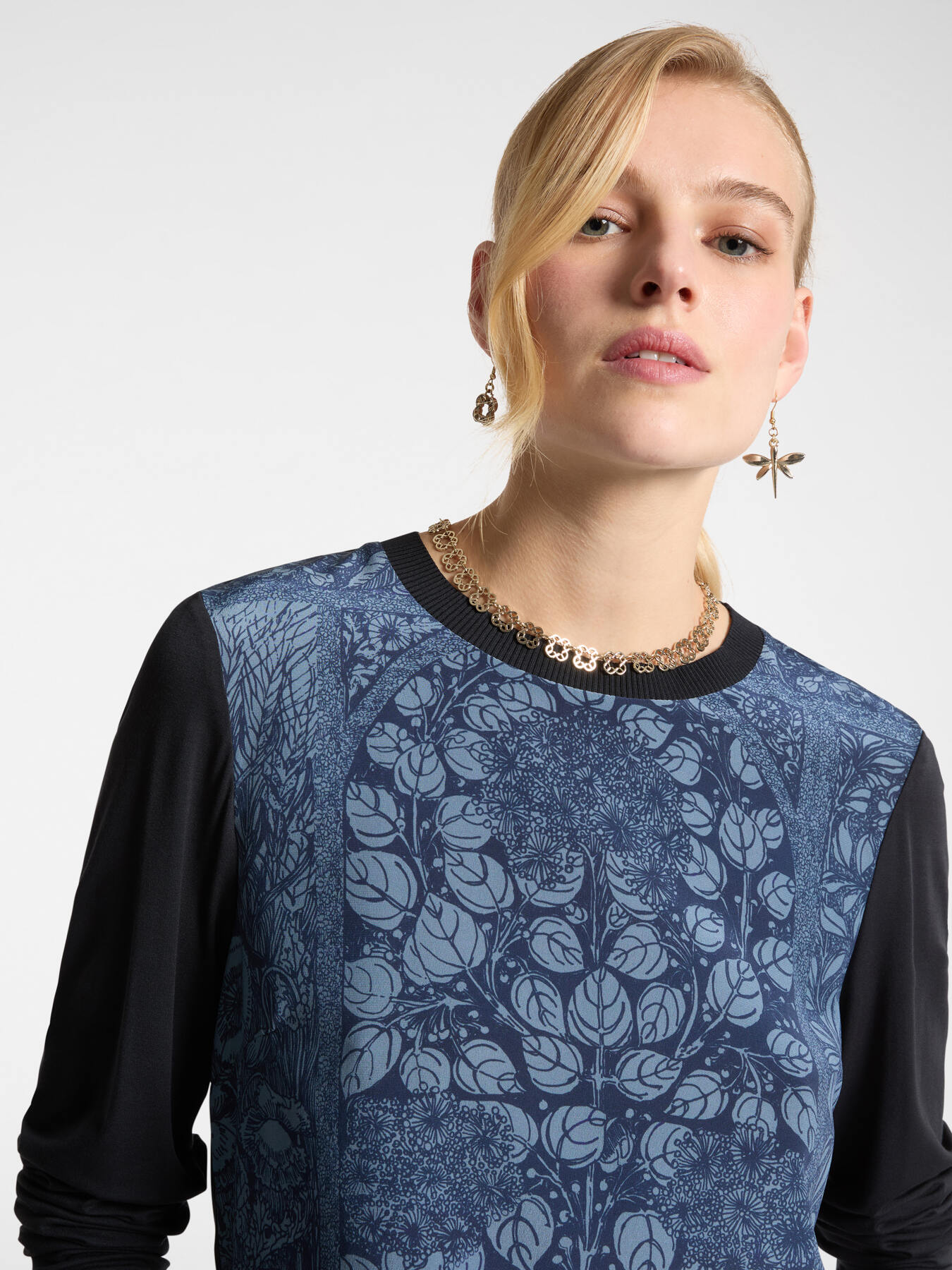 Dual-fabric T-shirt with print image number 3