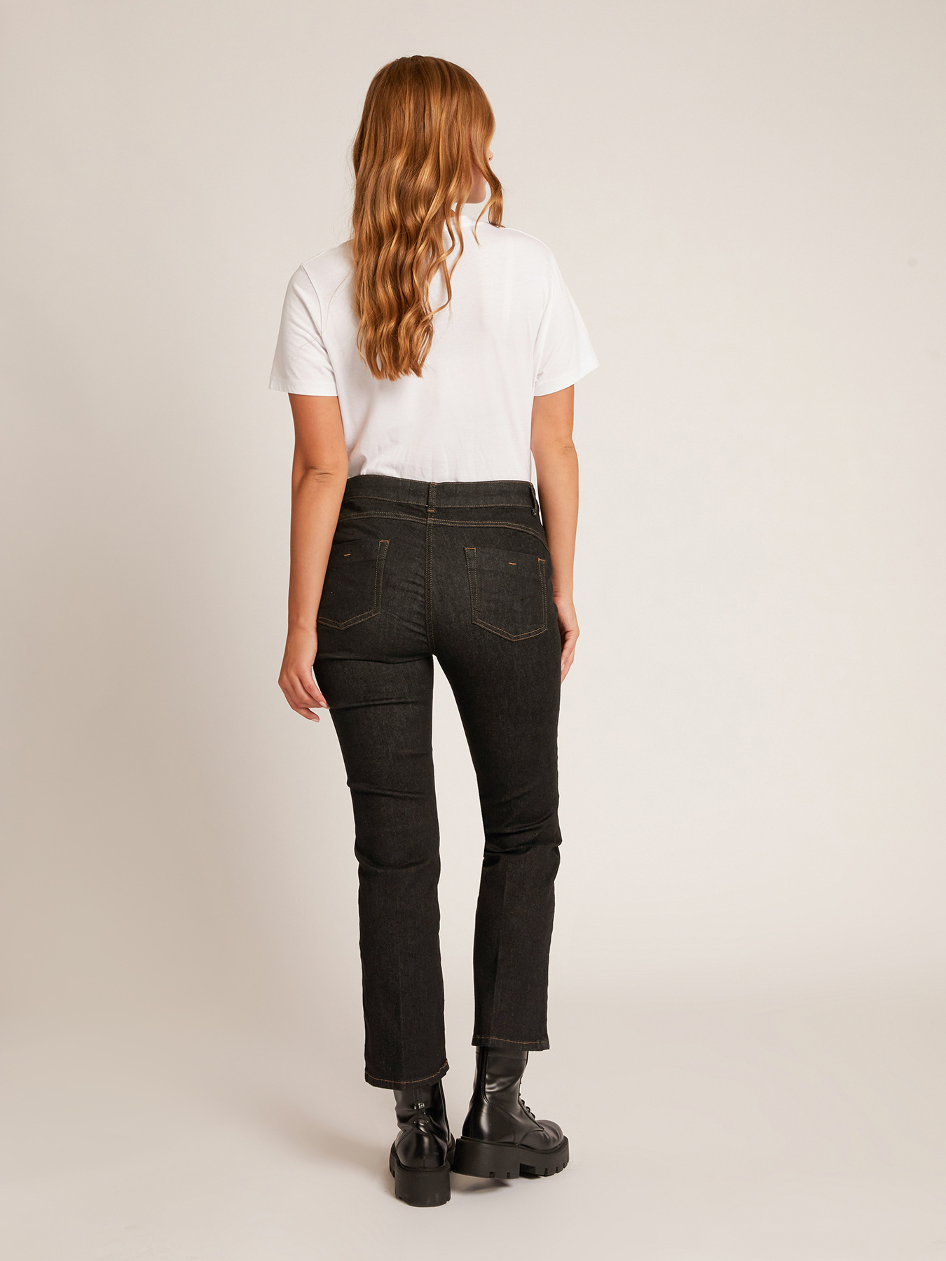 Kick flare jeans image number 1