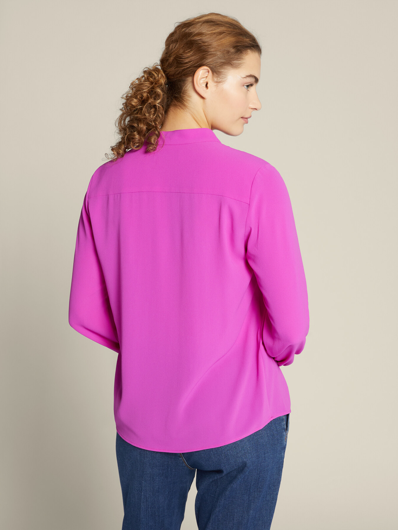 Blusa con fruncidos image number 1