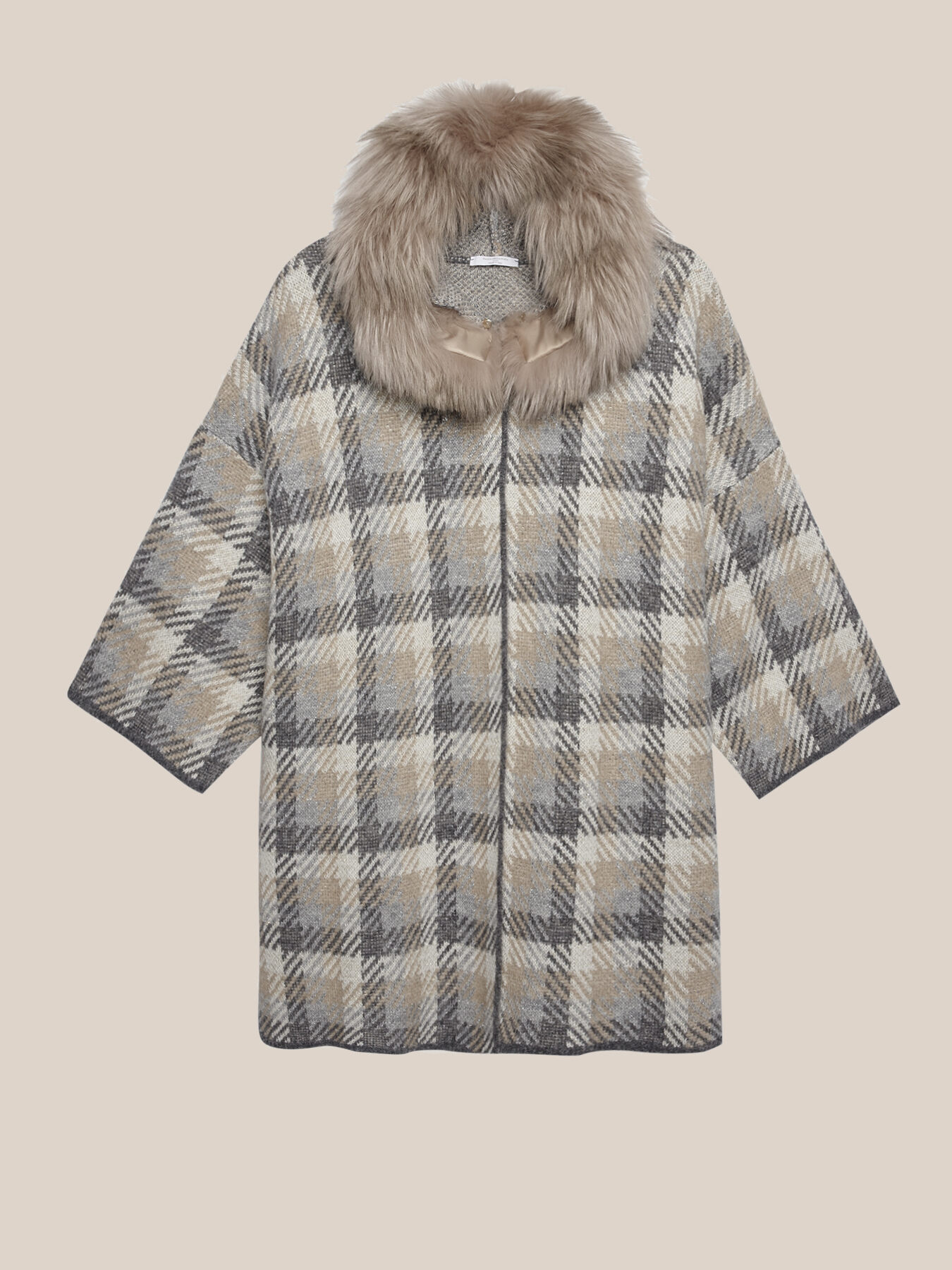 Capa con fantas&iacute;a de cuadros image number 4