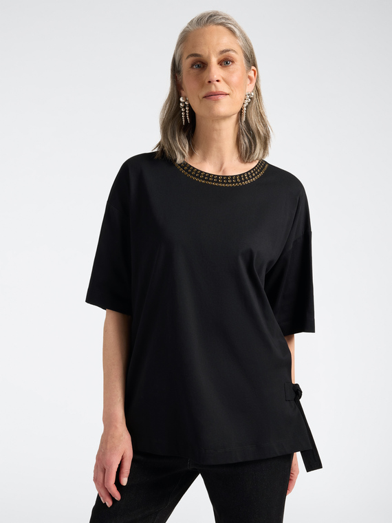 Cotton t-shirt with studs and side laces