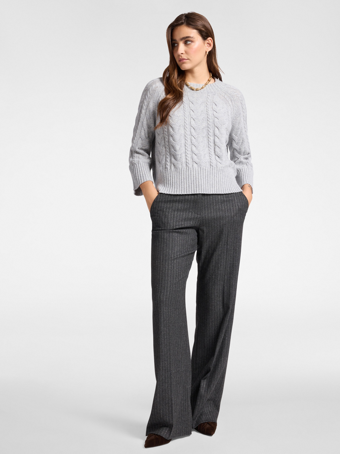 Pull en maille torsadée pure laine image number 2