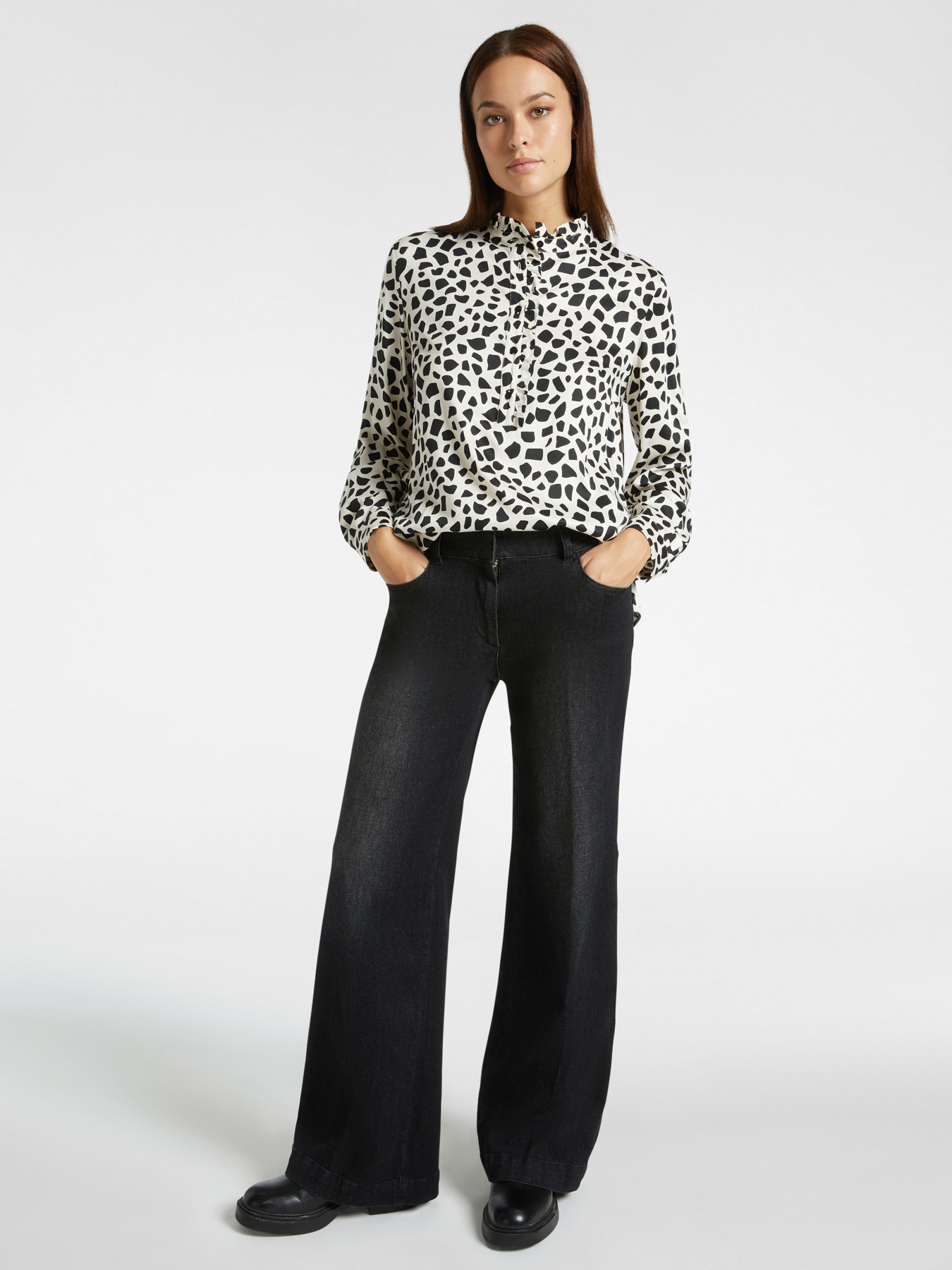 Chemise imprimée avec volants sur le devant image number 2