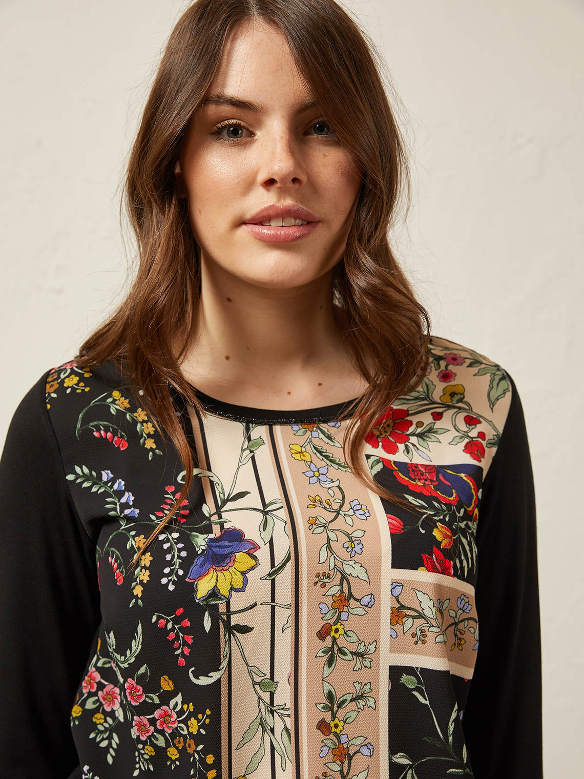 Elenamiro: T-shirt con davanti stampato_5