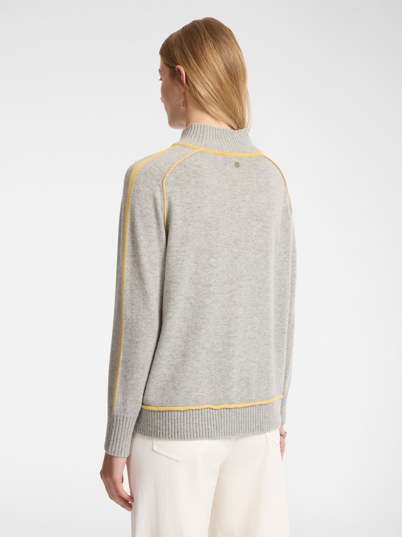 Wollpullover mit kontrastierenden Kanten image number 1