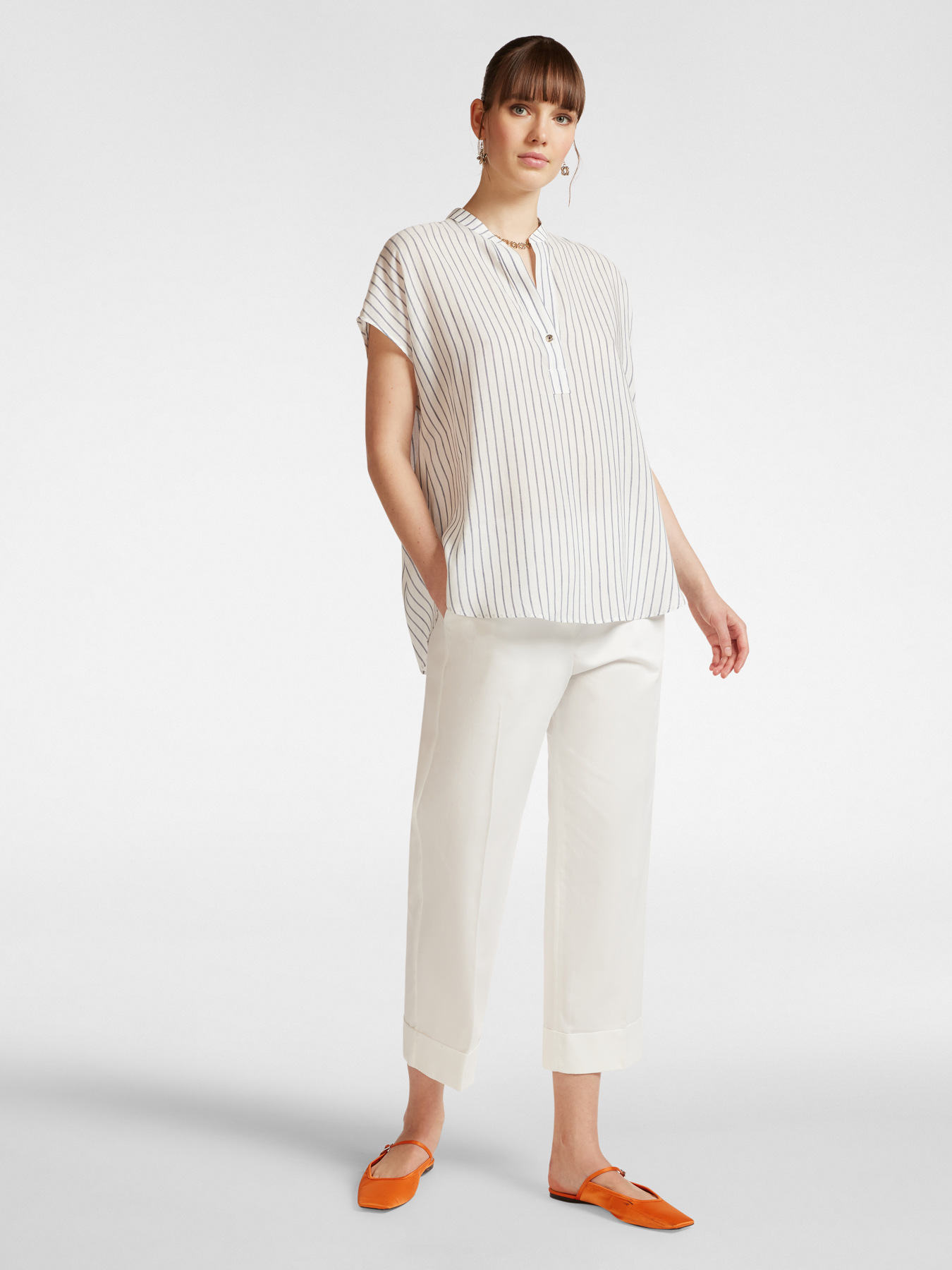 Bluse mit Streifenmuster image number 2