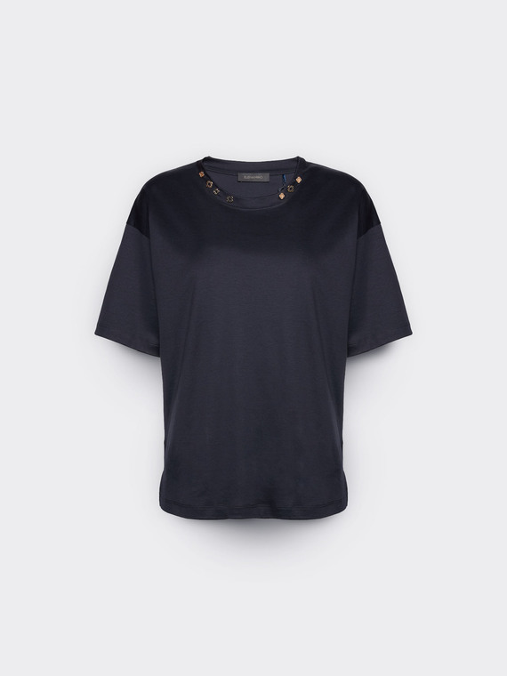 Camiseta con aplicaciones Monogram