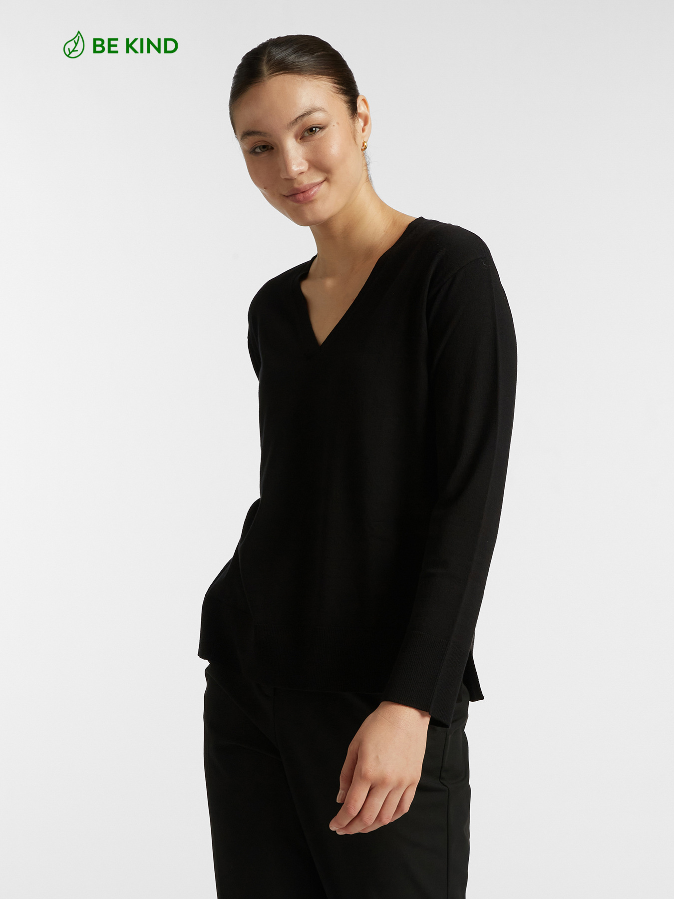 Maglia V neck in viscosa LENZING&trade; ECOVERO&trade; image number 0