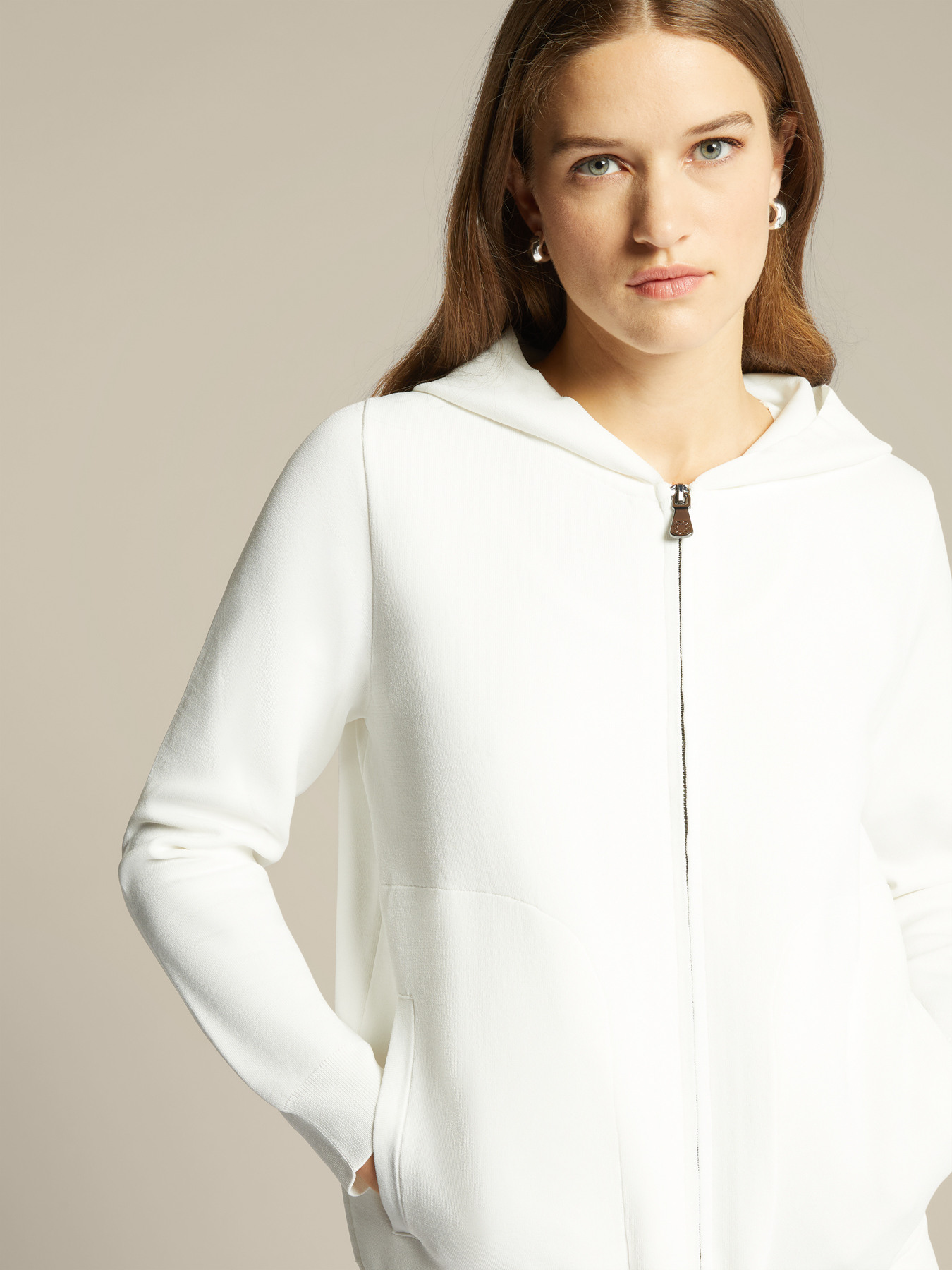 Camisa esportiva com capuz image number 3