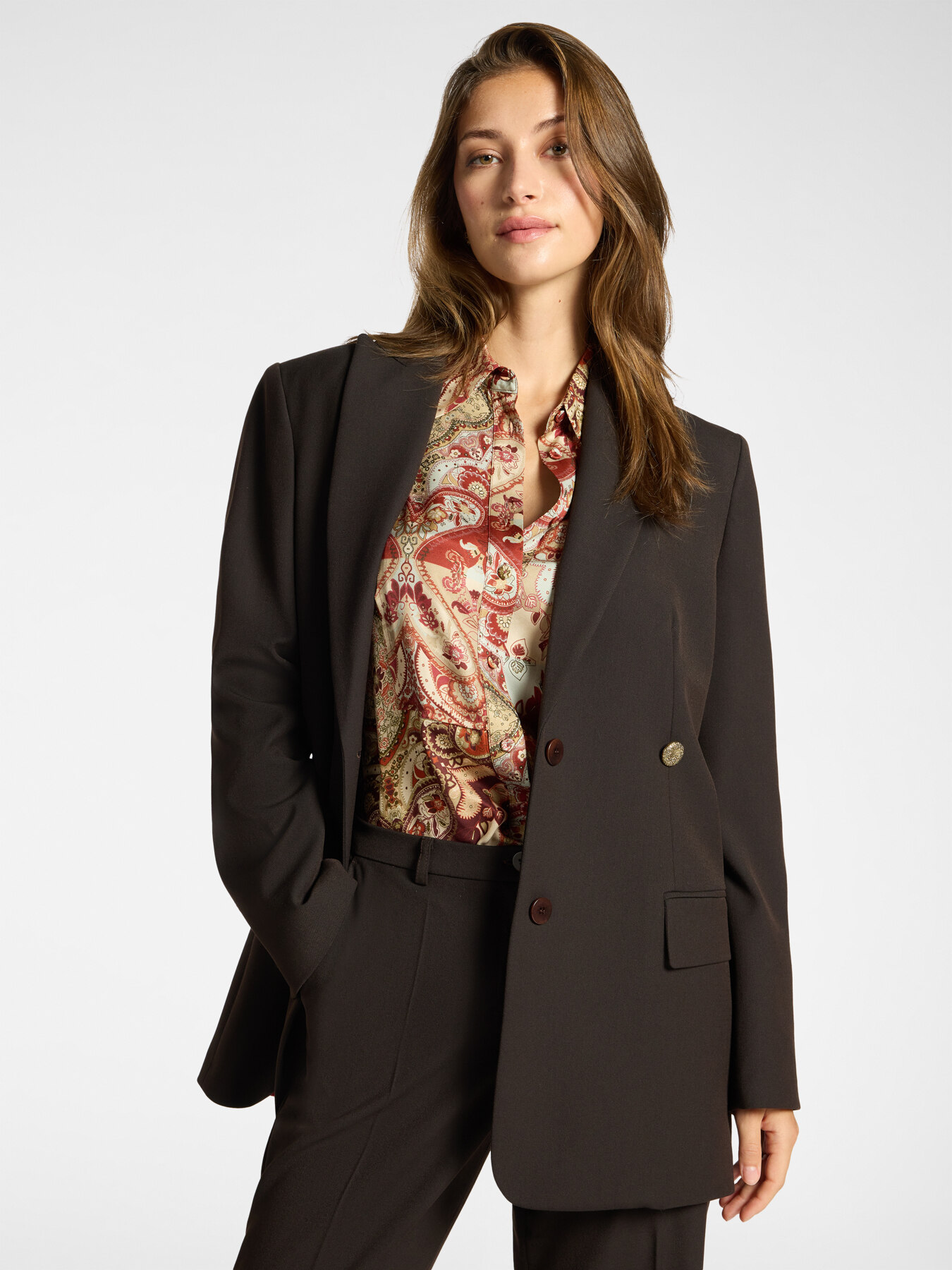 Blazer sastrero en twill mixto de lana image number 0