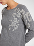Pull en pure laine avec broderie florale image number 3