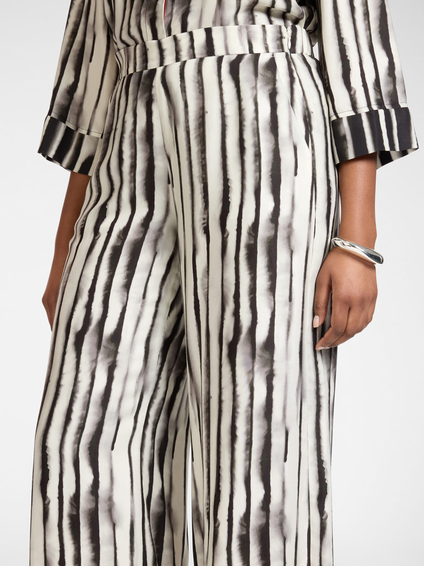 Printed viscose palazzo pants image number 3