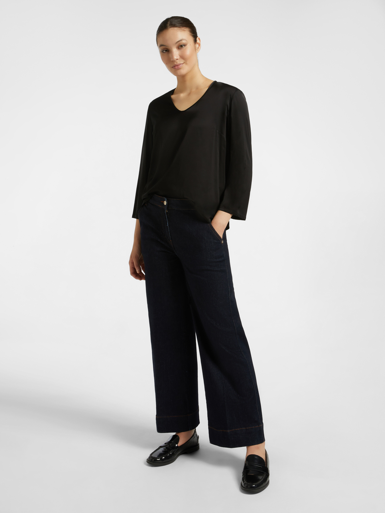 Blusa de raso image number 2