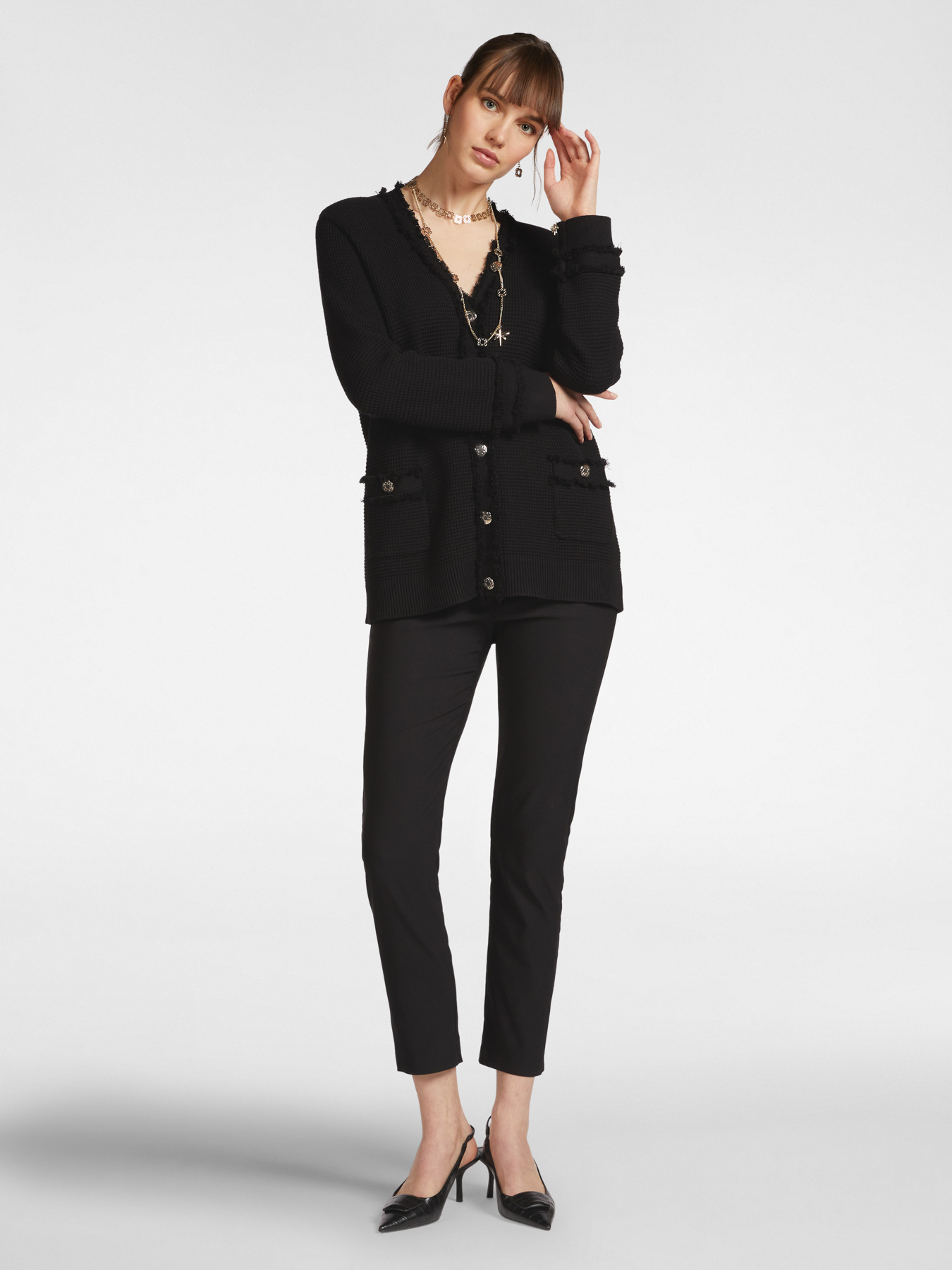 Long cardigan with fringes and buttons image number 4