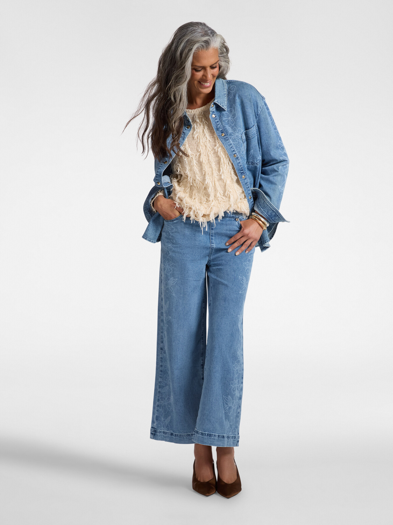 Camicia floreale in denim image number 3