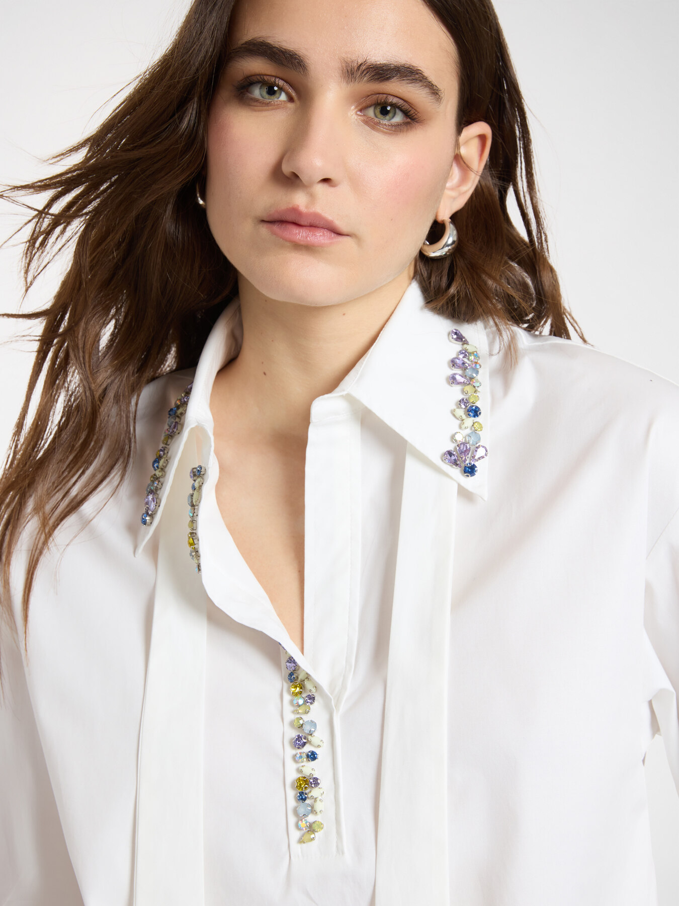 Camicia in popeline con cristalli image number 2