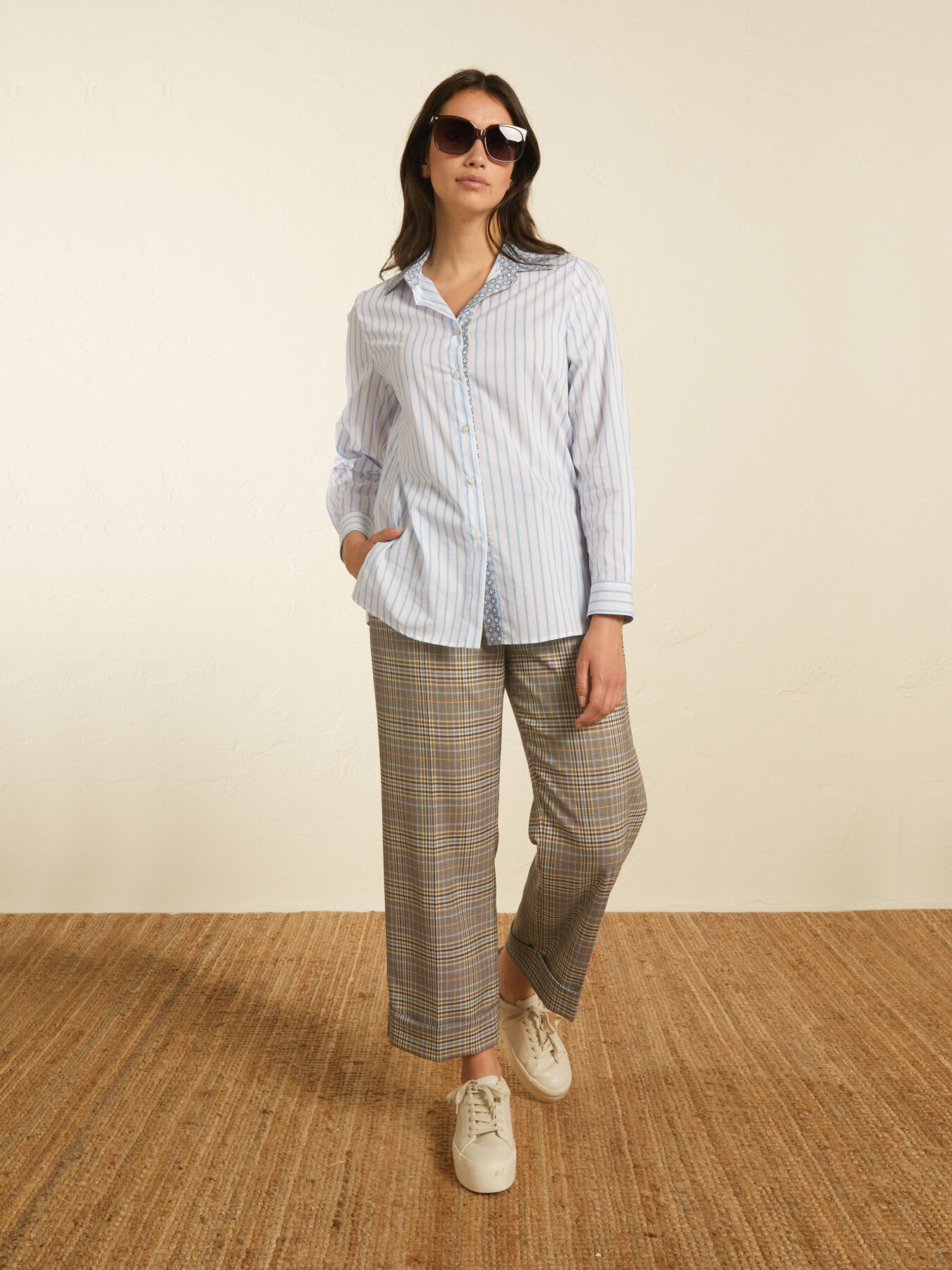 Camisa às riscas image number 2