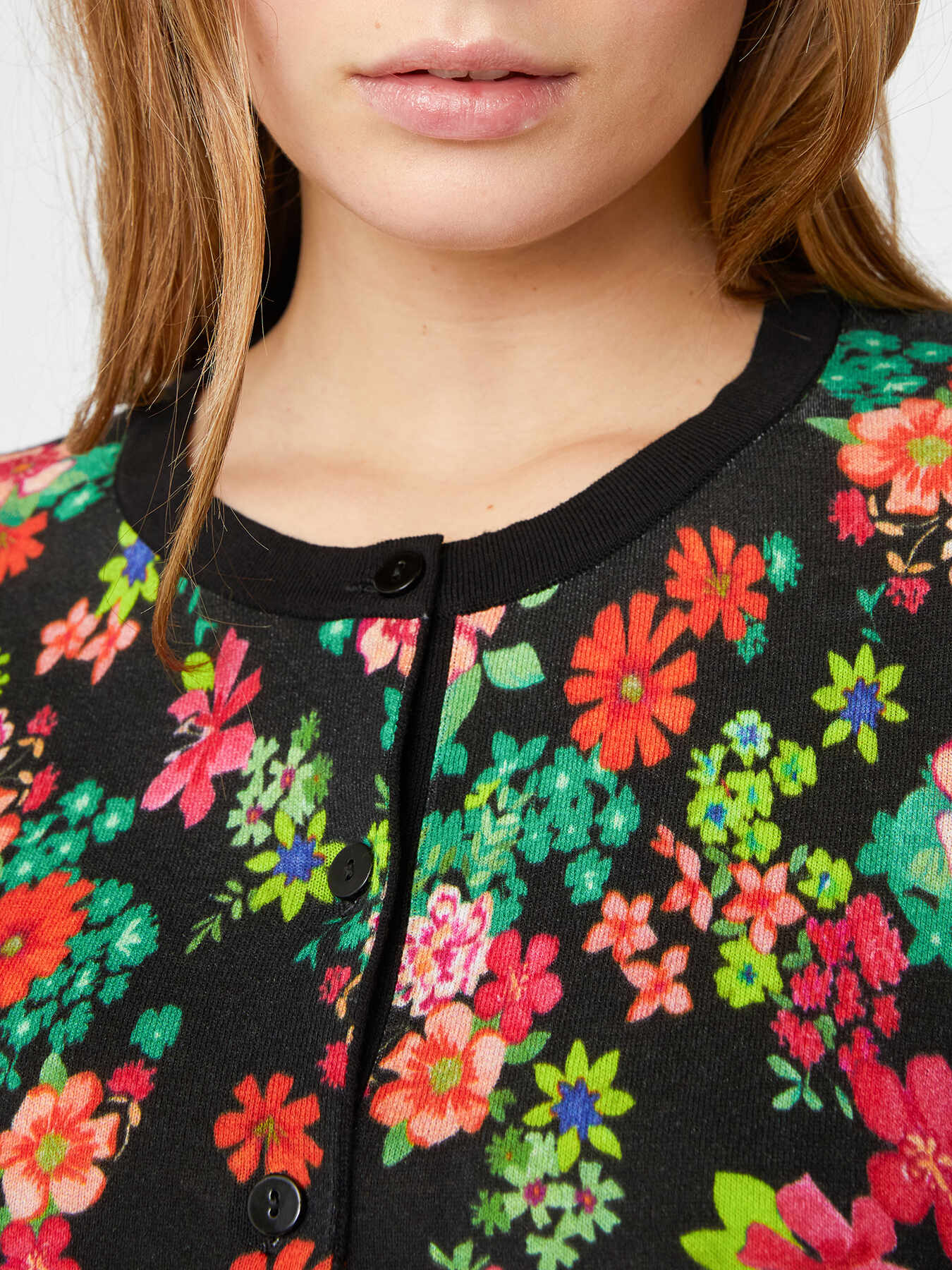 Cardigan &agrave; fleurs image number 3