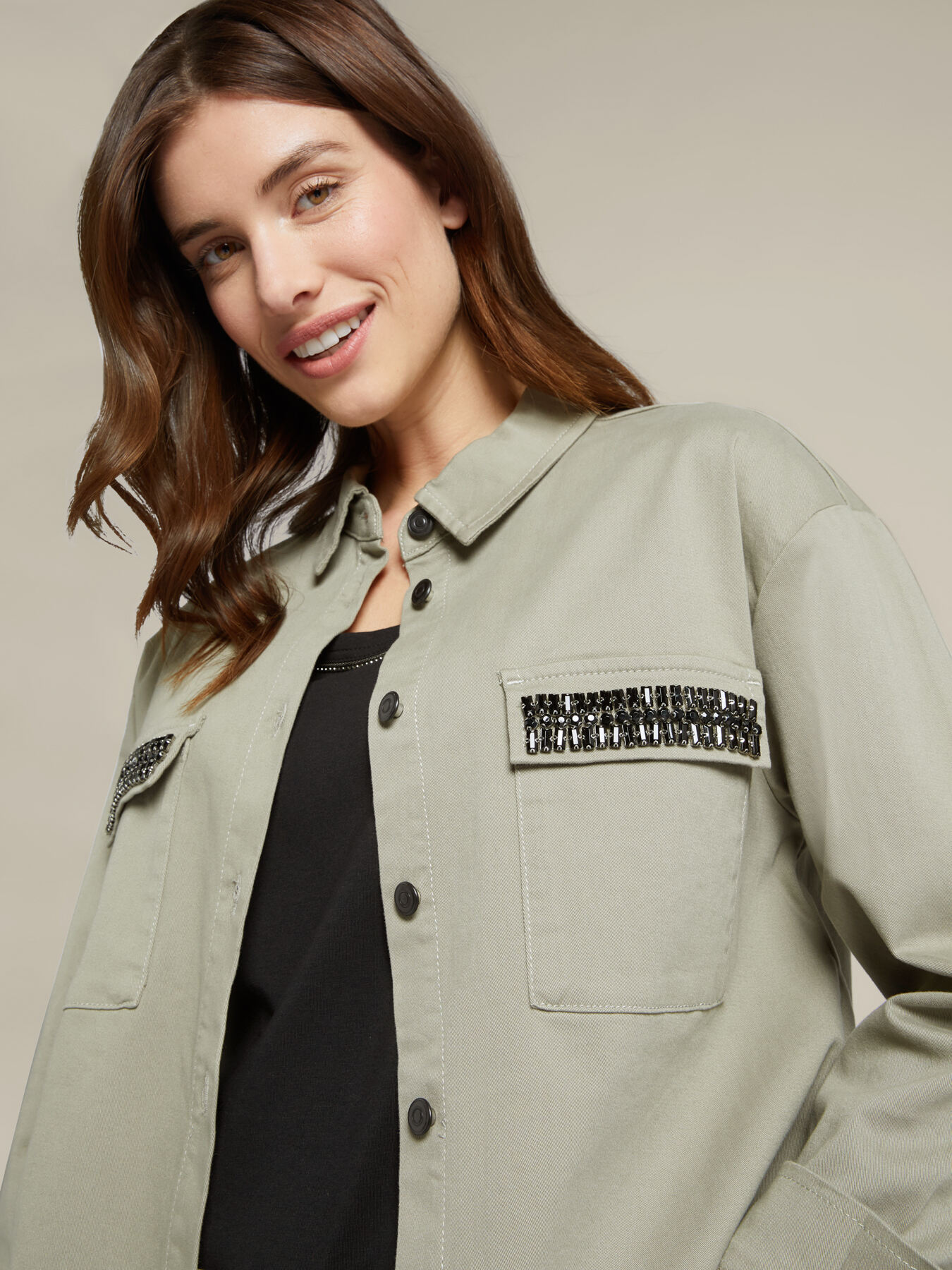 Camisa de algodão sustentável com bordado image number 3