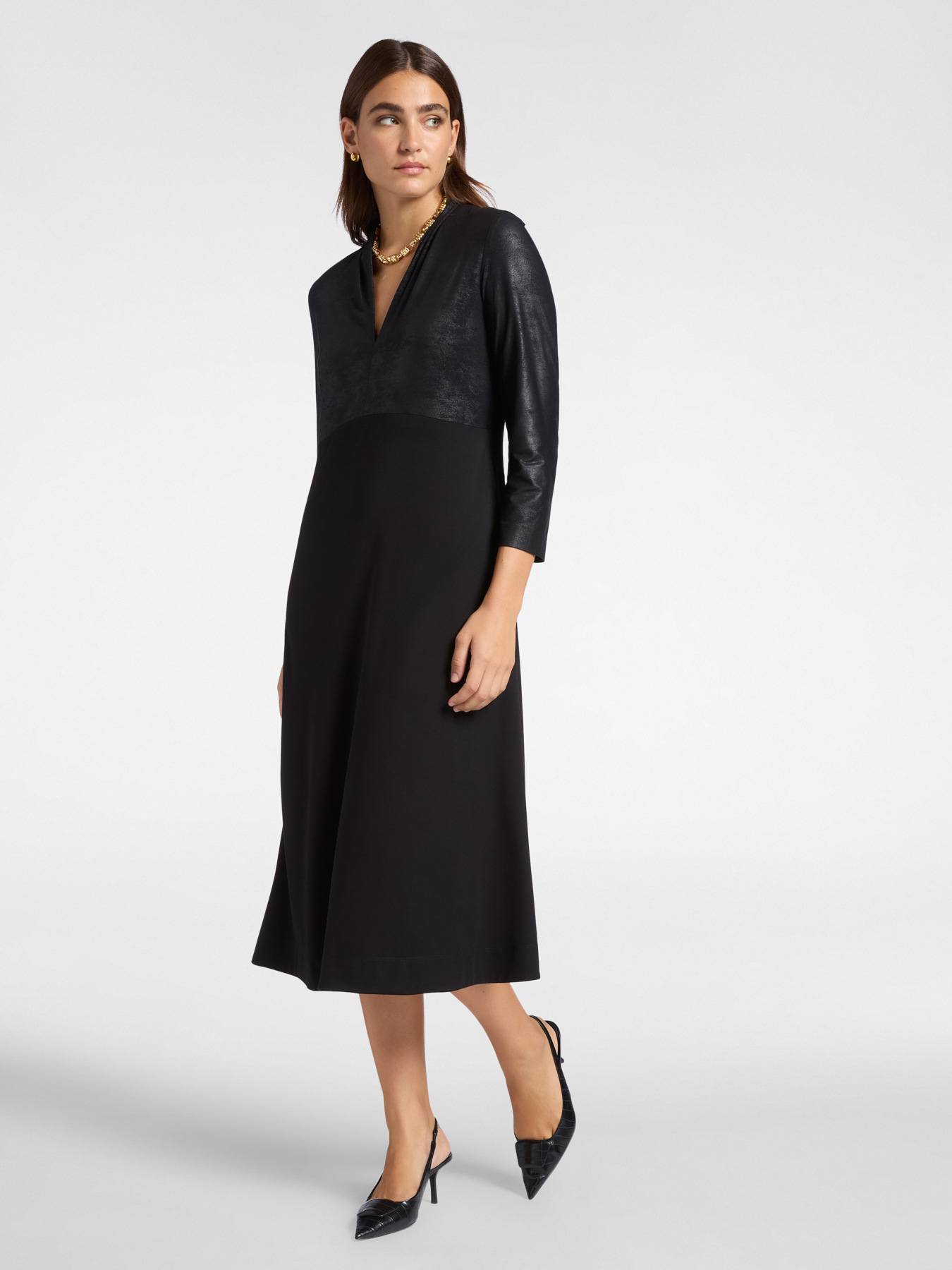 Robe longuette en deux tissus image number 0