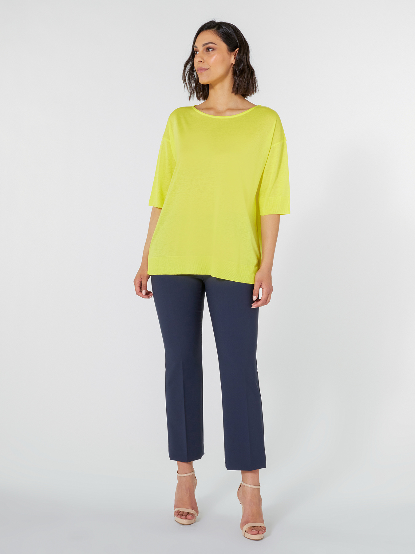 T-shirt dalla linea boxy image number 2