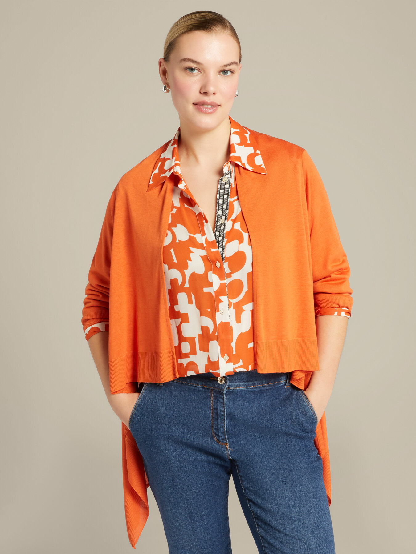 Lange, leichte Strickjacke image number 0