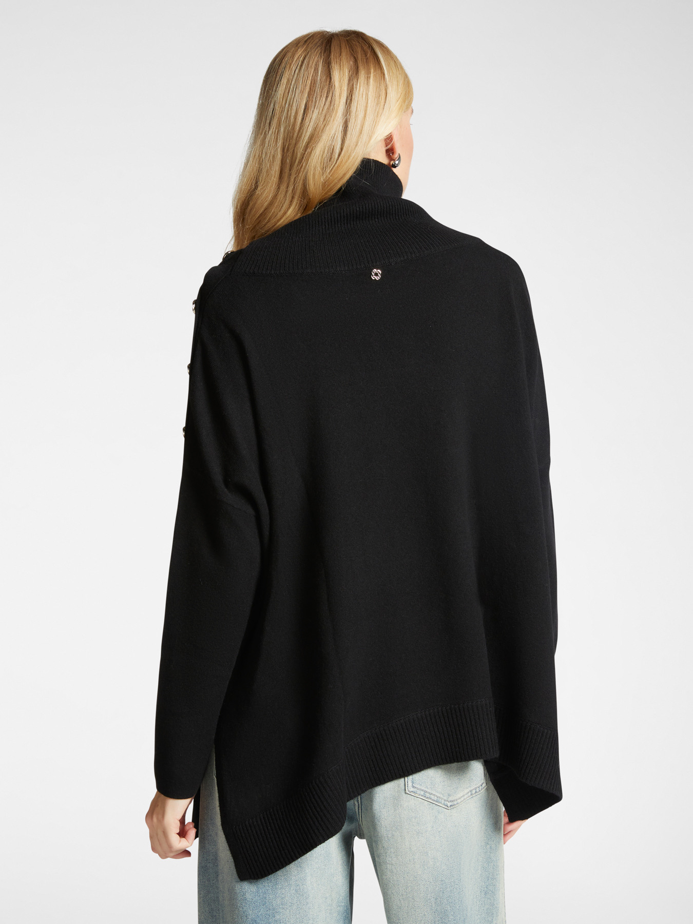 Wool oversized sweater with buttons image number 1