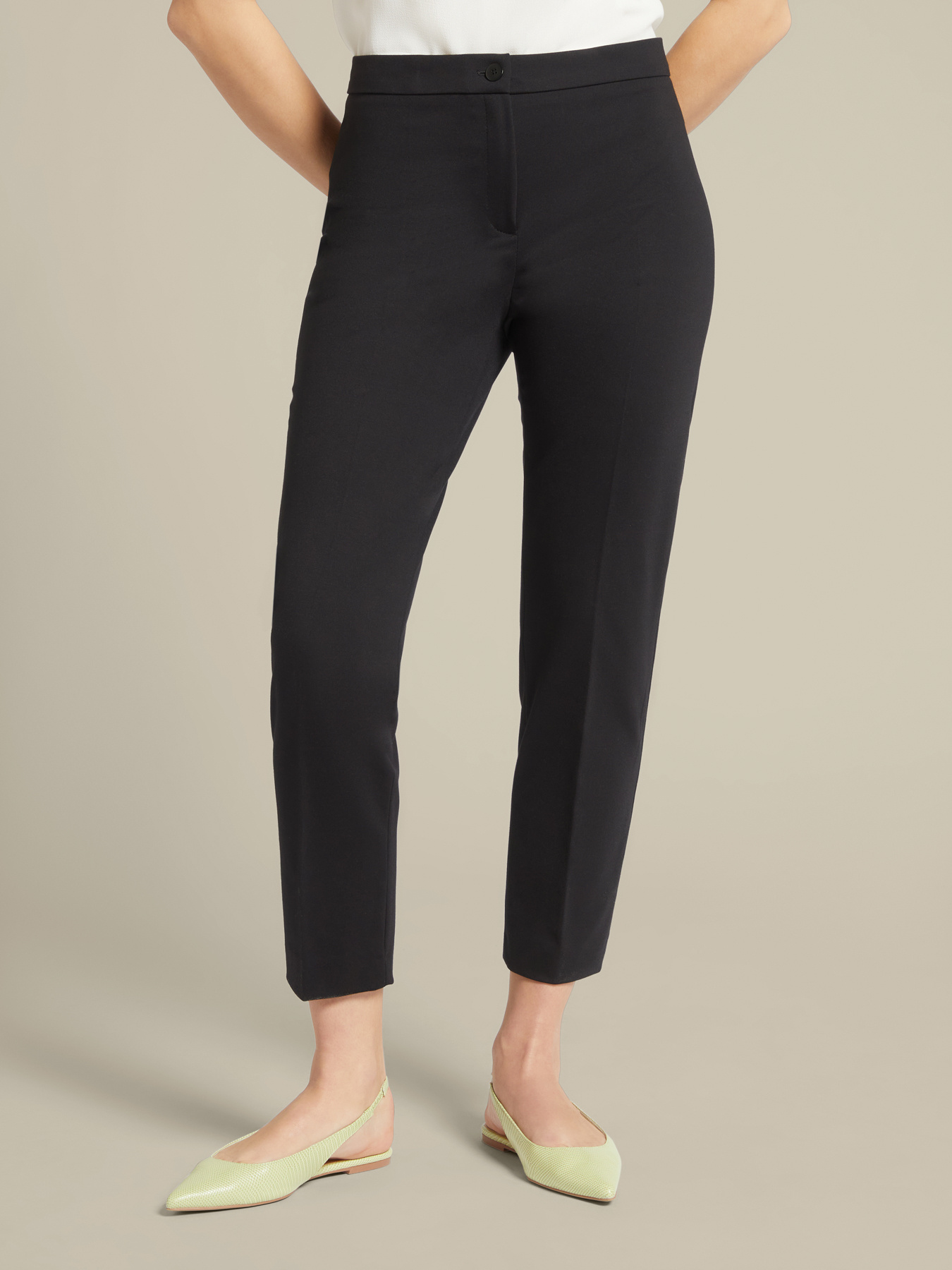 Cal&ccedil;as magras image number 2