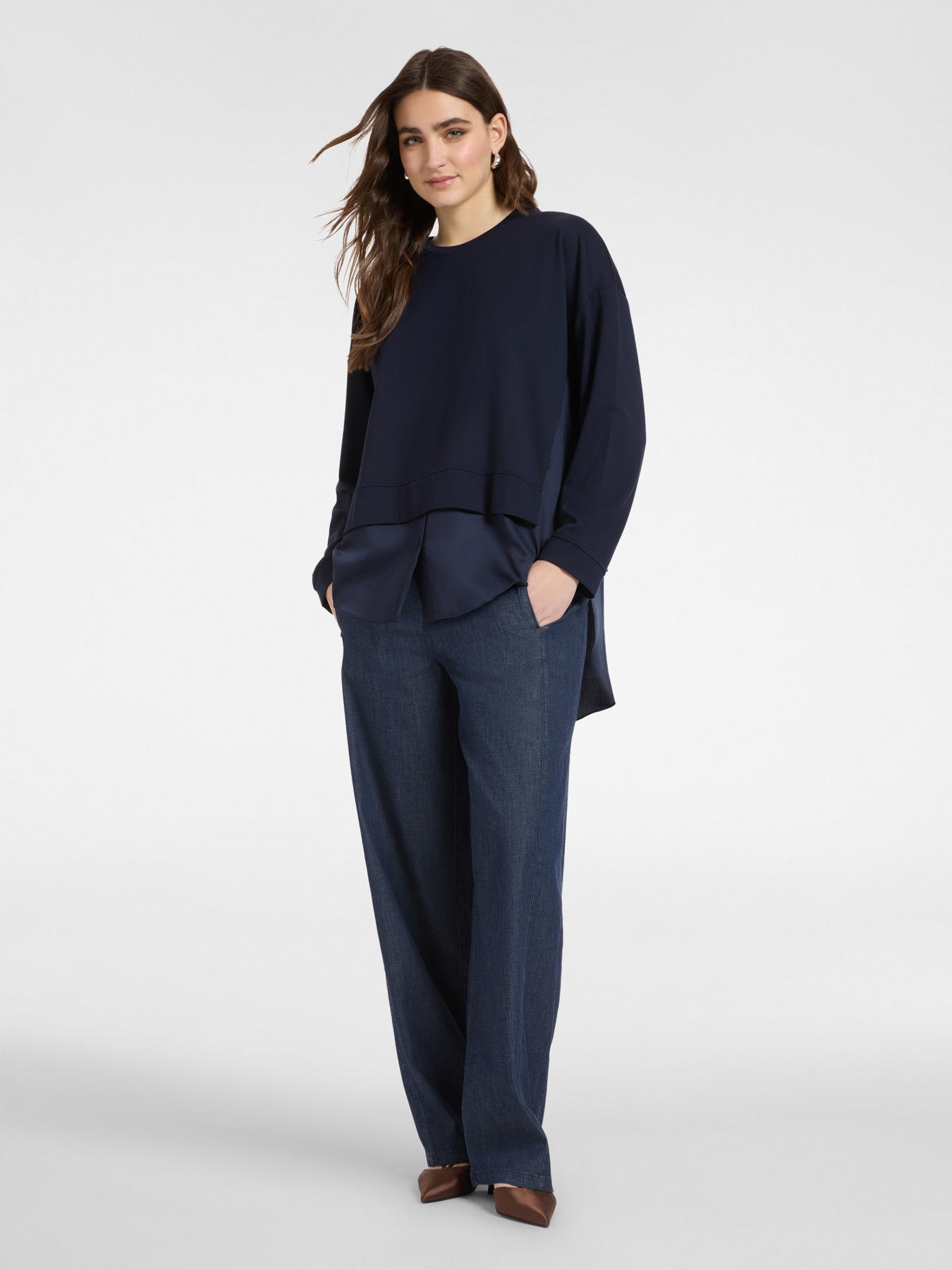 Layering effect sweatshirt image number 2