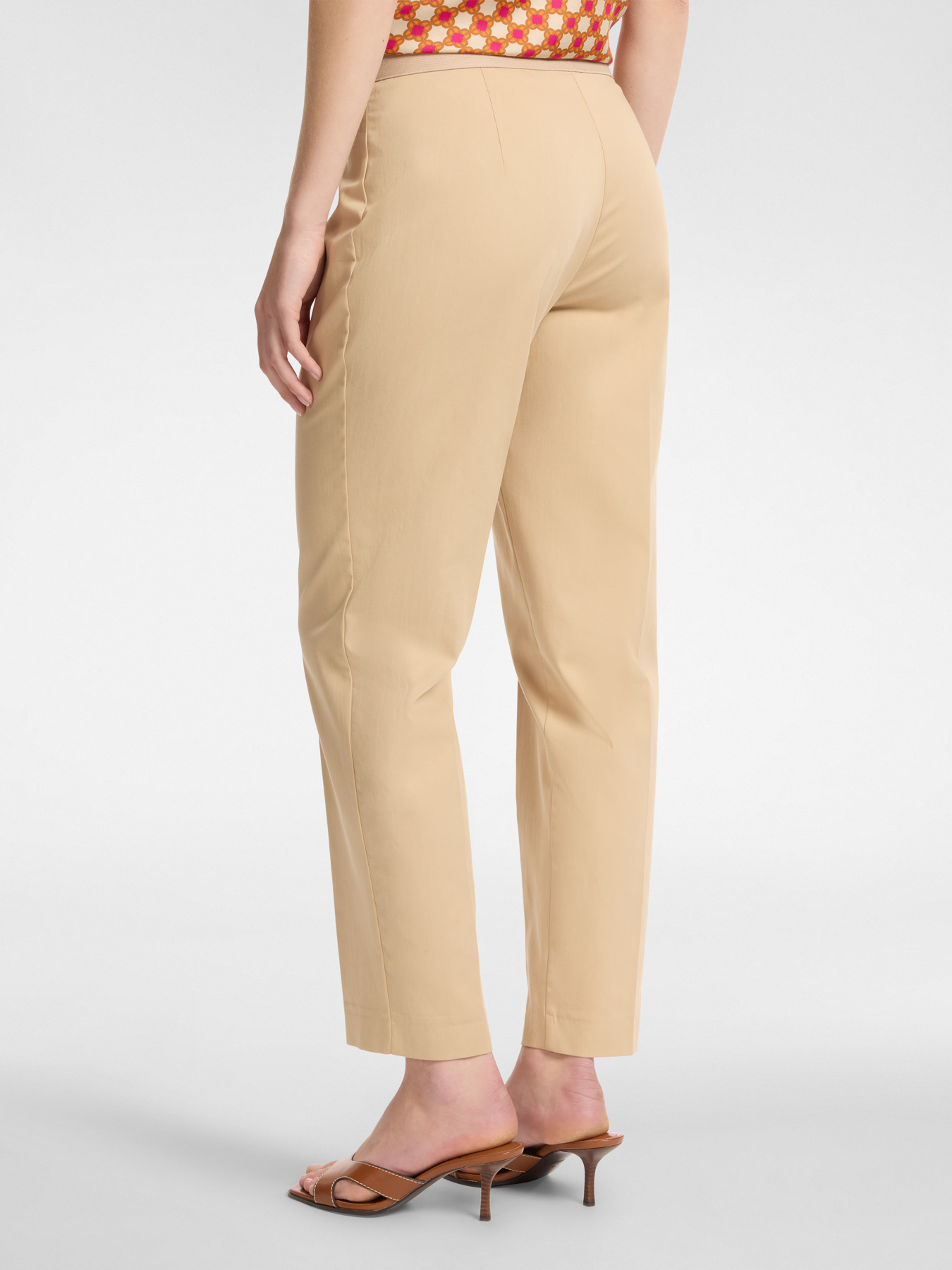 Pantaloni dritti image number 1