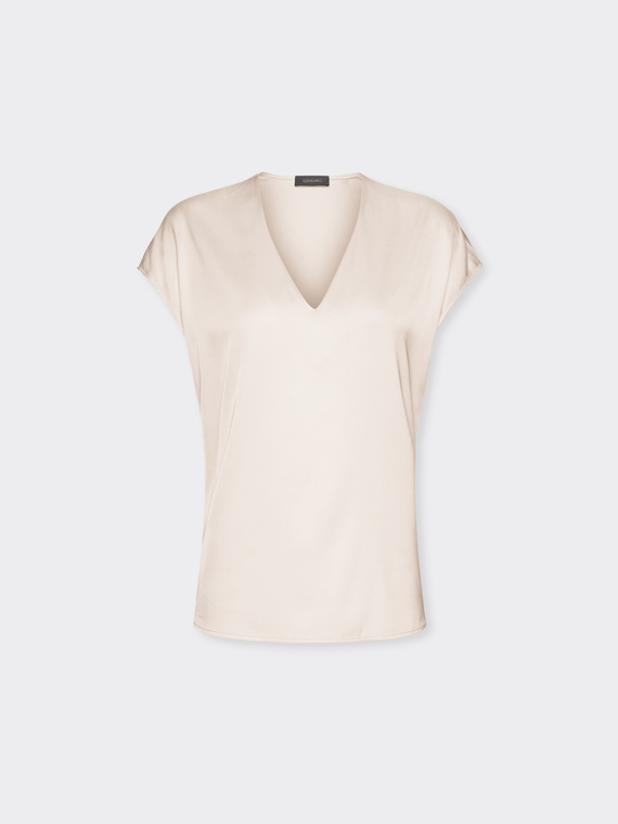 Blusa de sat&eacute;n con escote en V
