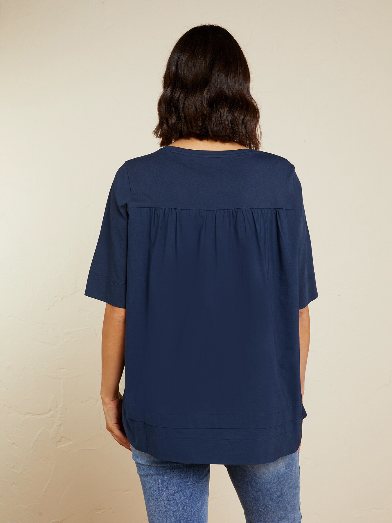 T-shirt with back insert image number 1