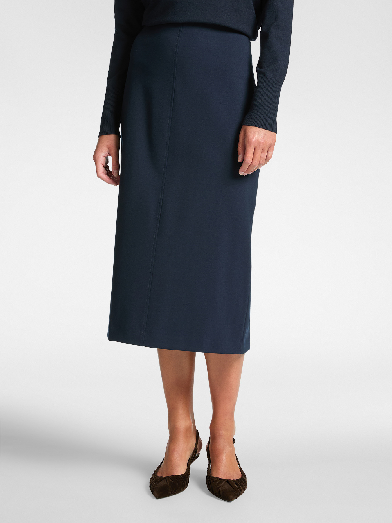 Pencil skirt in Milano stitch image number 2