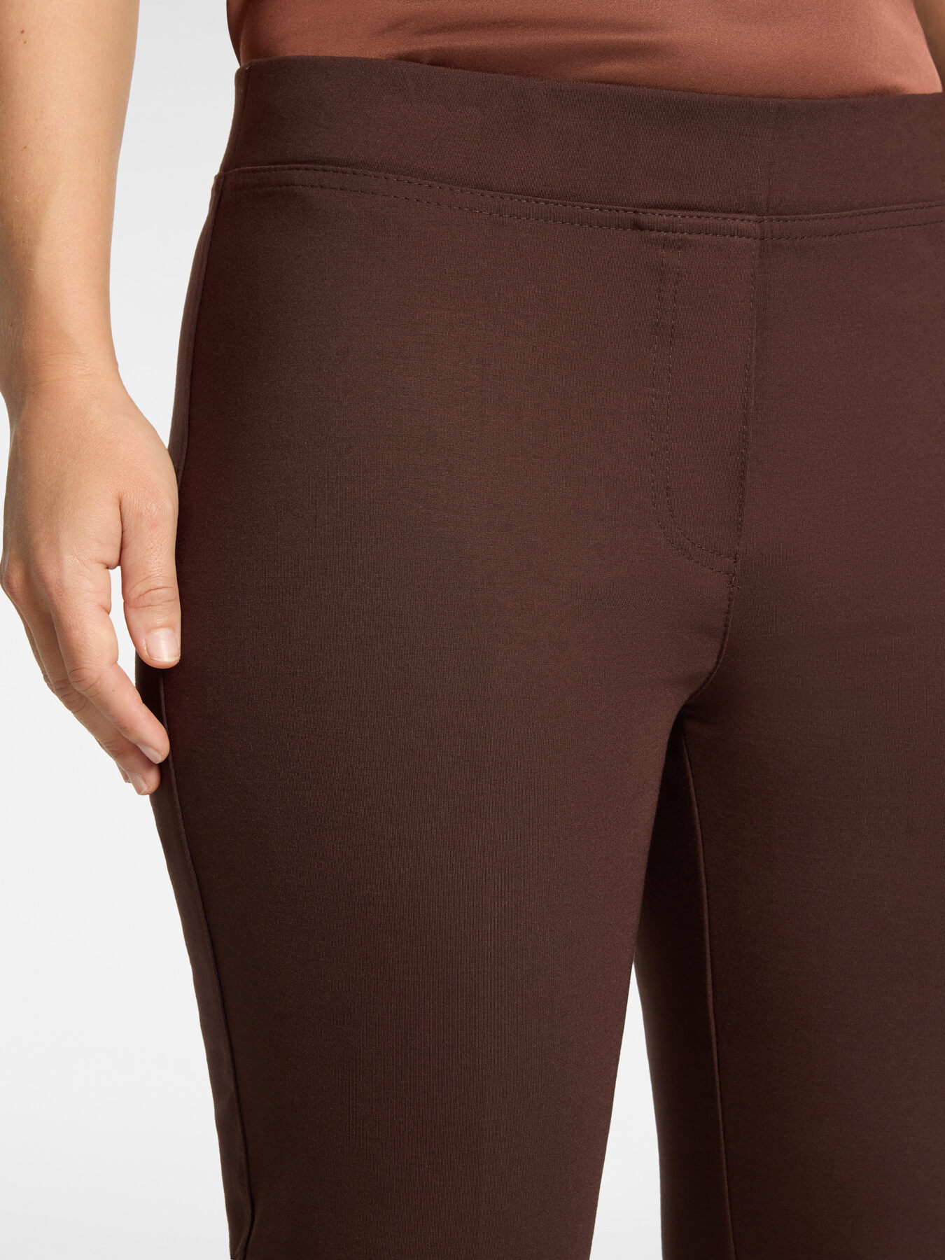 Slim-Hose aus Viskosemischung image number 3
