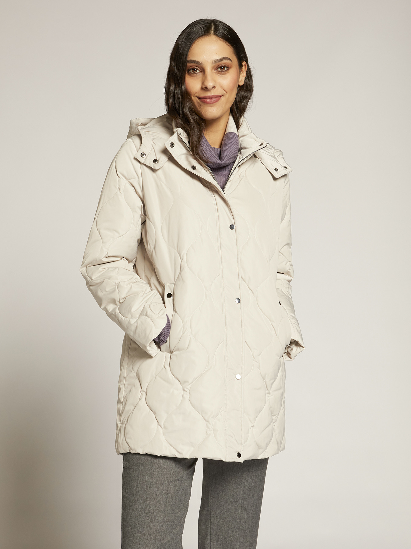 Lange Daunenjacke, gesteppt image number 0