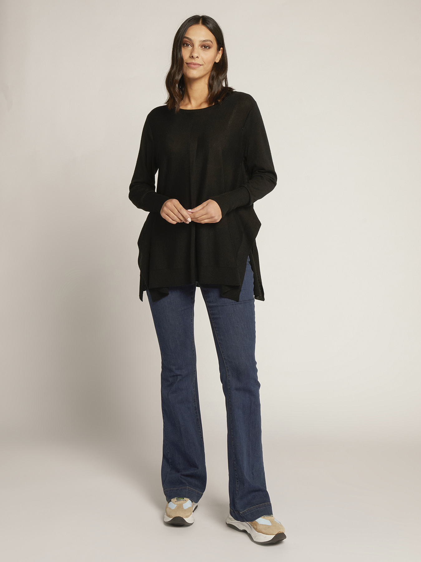 Maglia con punte laterali image number 2