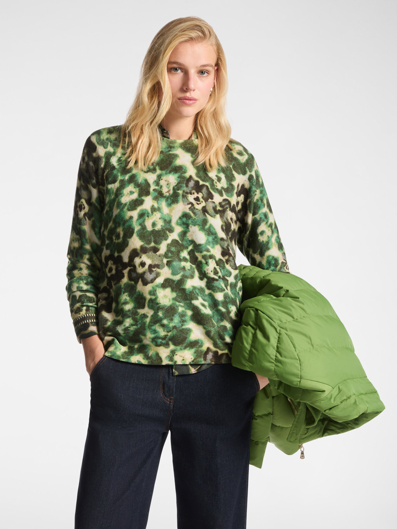 Bedruckter Pullover image number 0