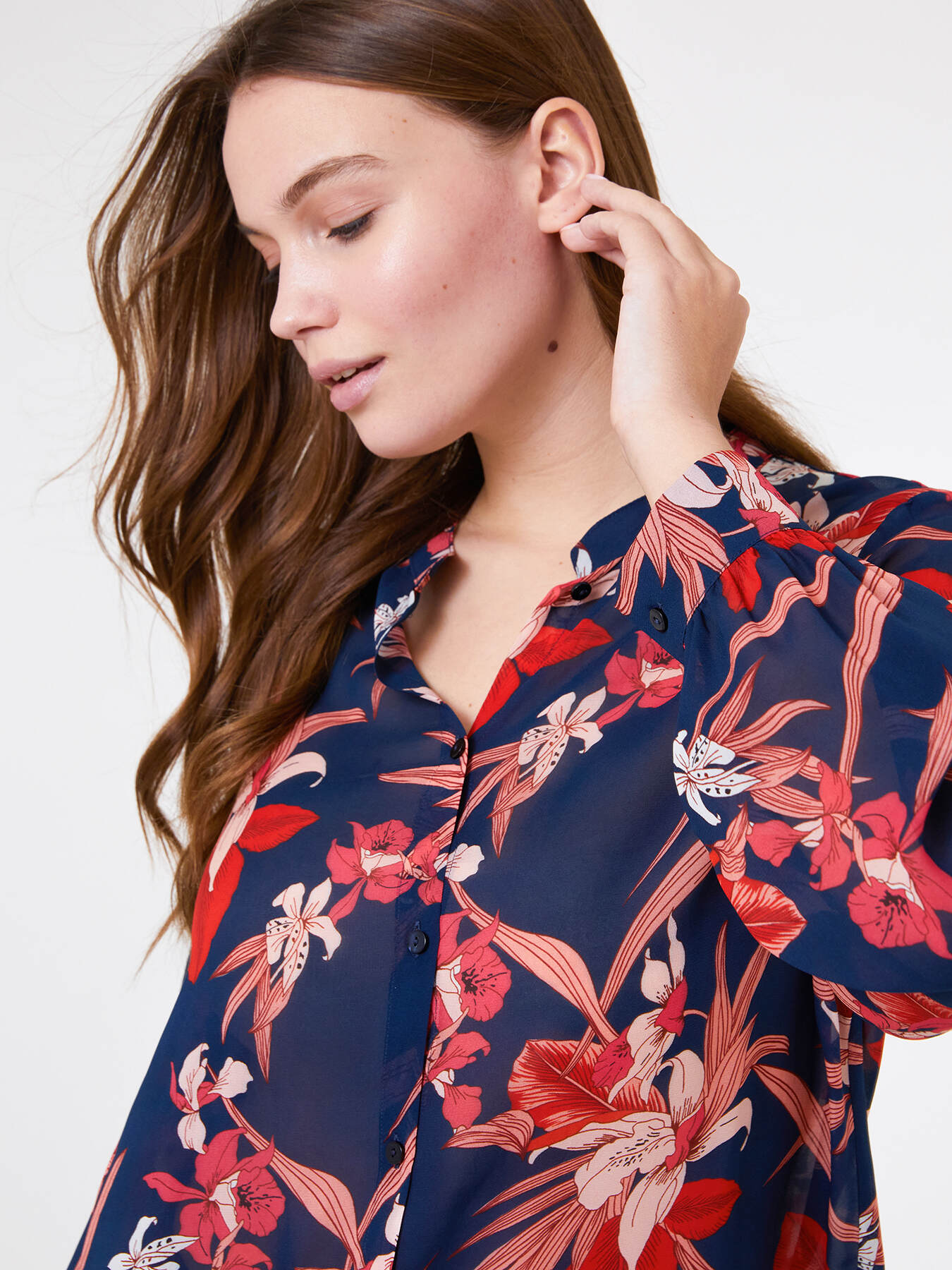 Camicia over floreale image number 3