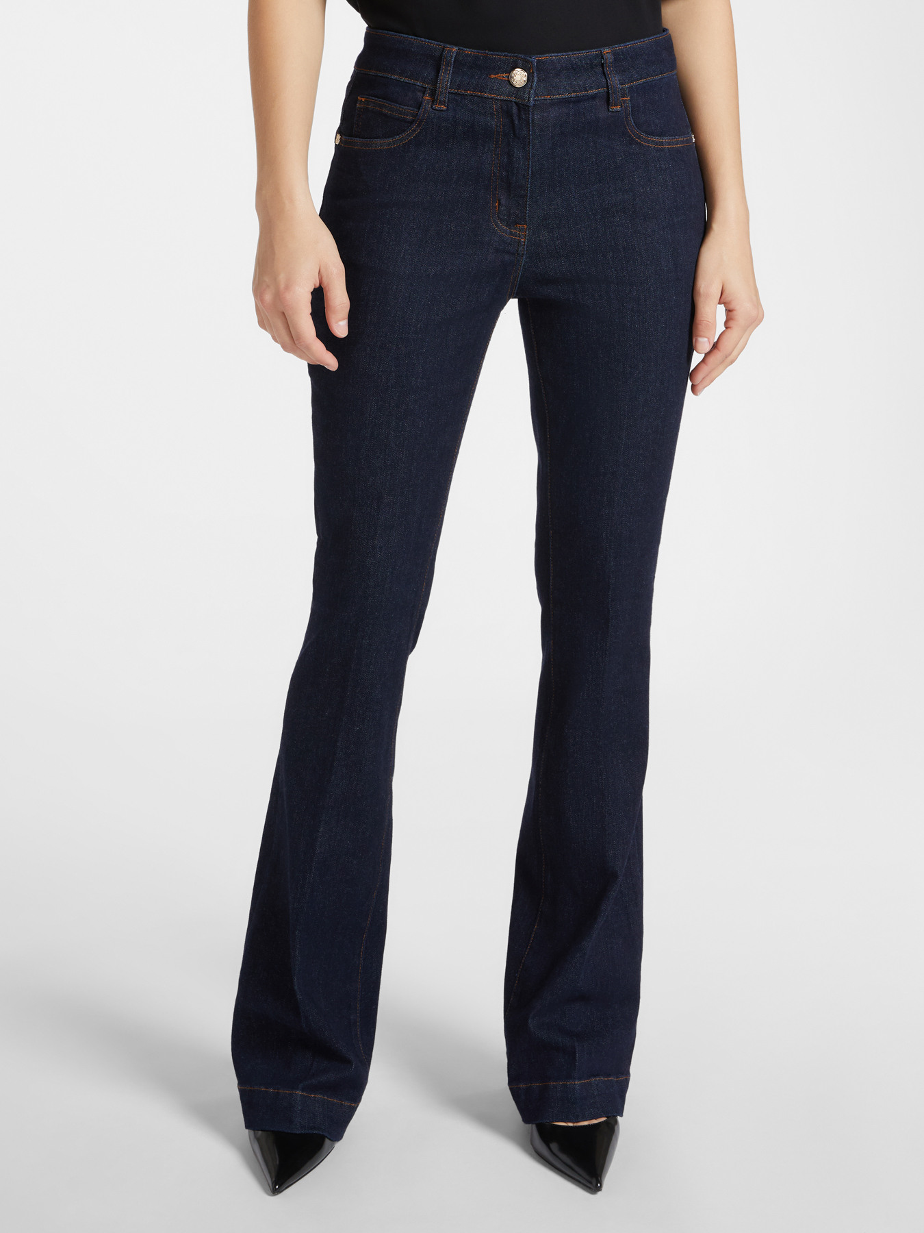 Flared jeans image number 2