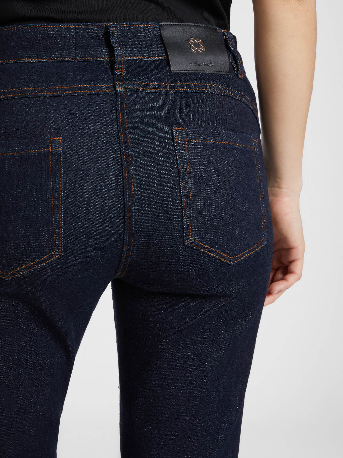 Flared jeans image number 3