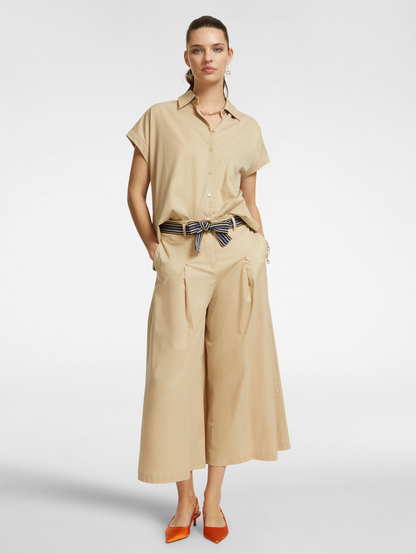 Pantalon large avec ceinture à rayures image number 0