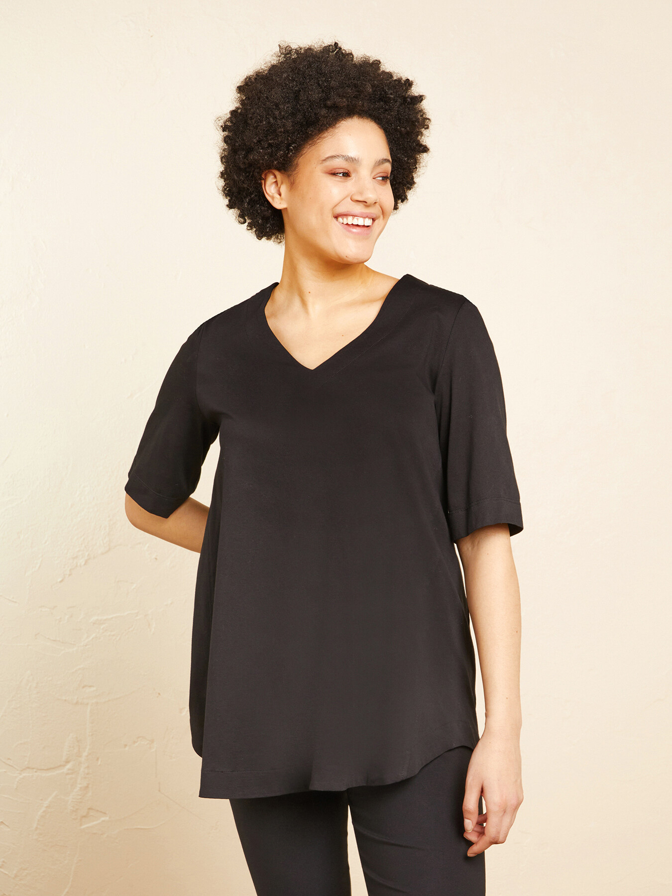 T-SHIRT EM JERSEY DE ALGOD&Atilde;O image number 0