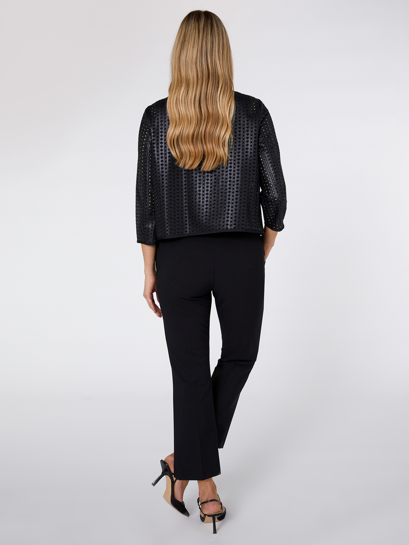 Chaqueta corta de piel sint&eacute;tica bordada image number 2