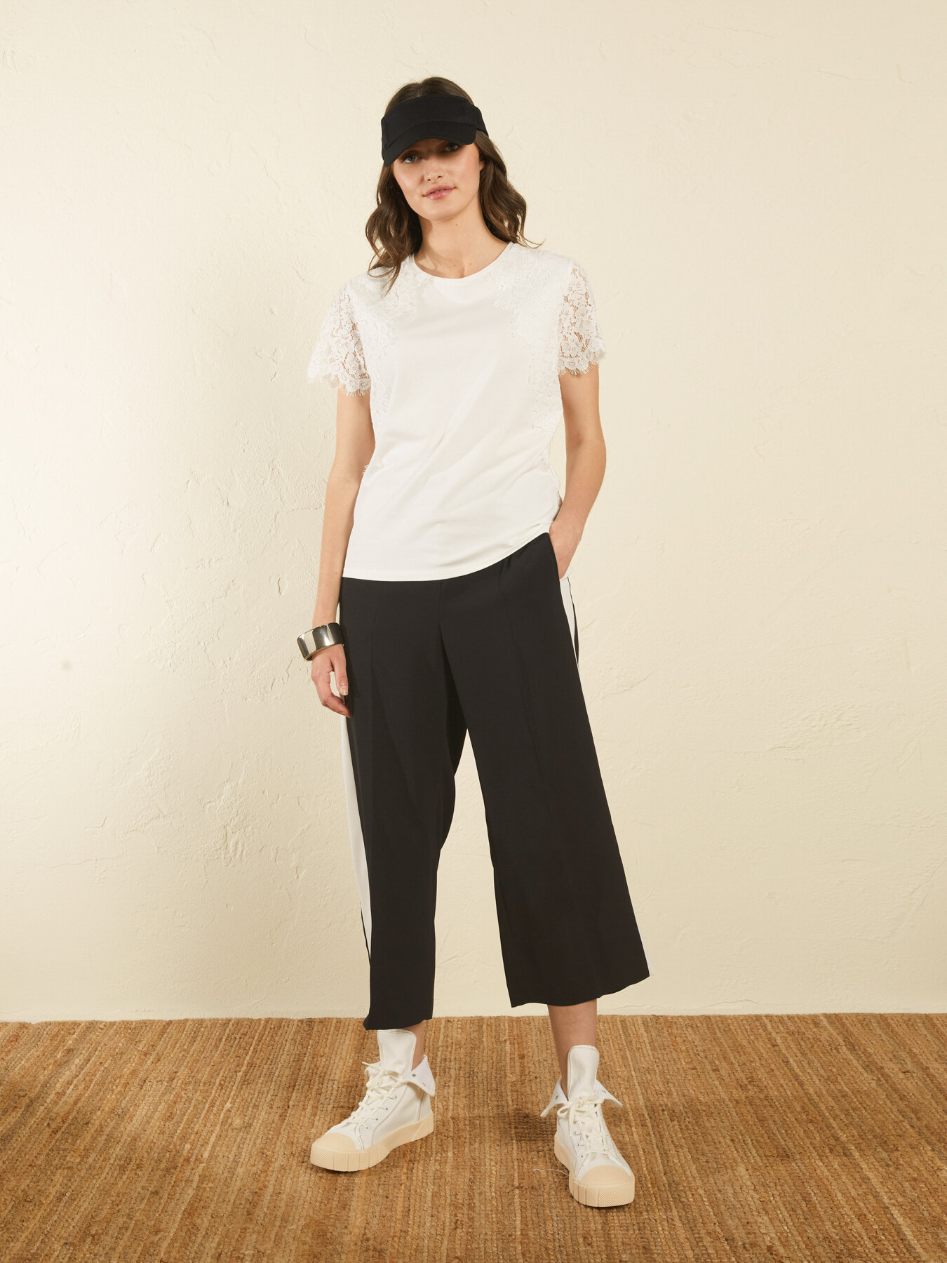 T-SHIRT MIT SPITZE image number 4