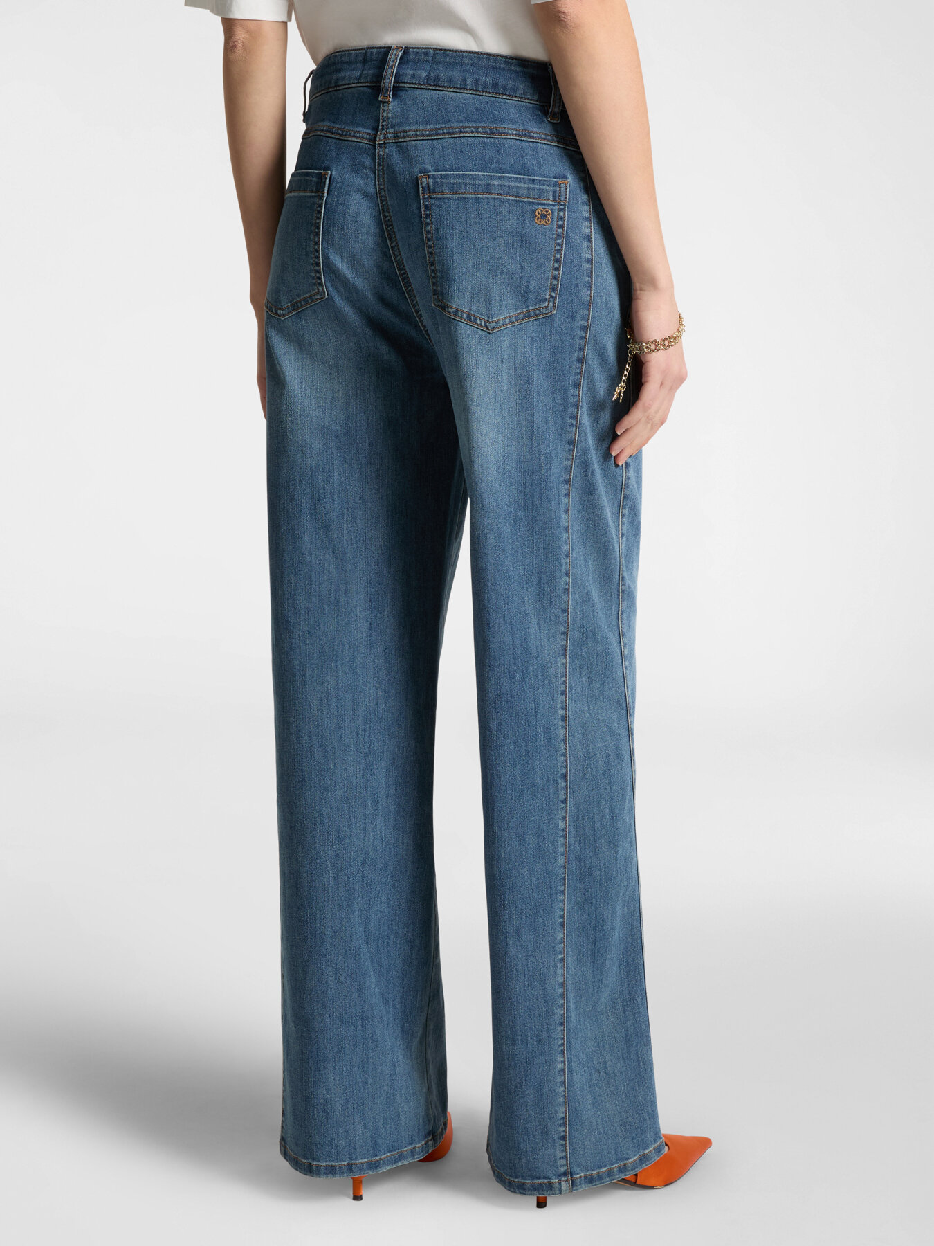 Jeans 5 tasche wide leg, "Wanda" image number 1