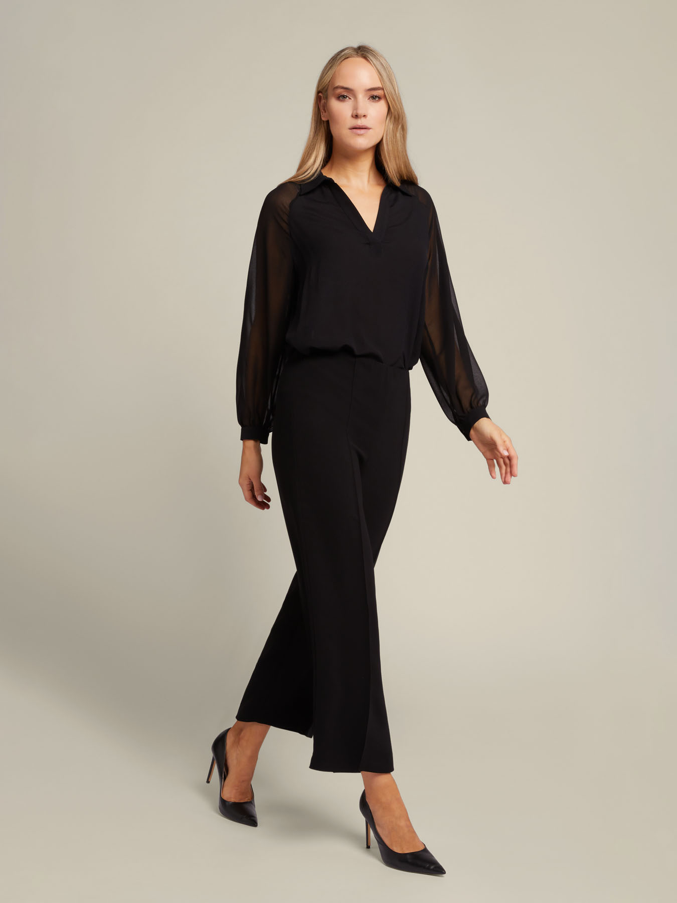 Blusa con cuello image number 1